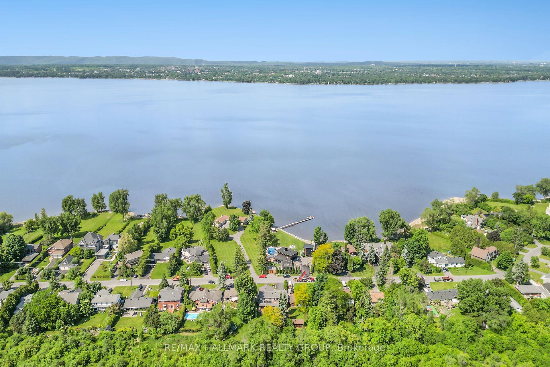 Photo 41 of 216 Grandview Road, Ottawa, Crystal Bay/Rocky Point — HOMEH