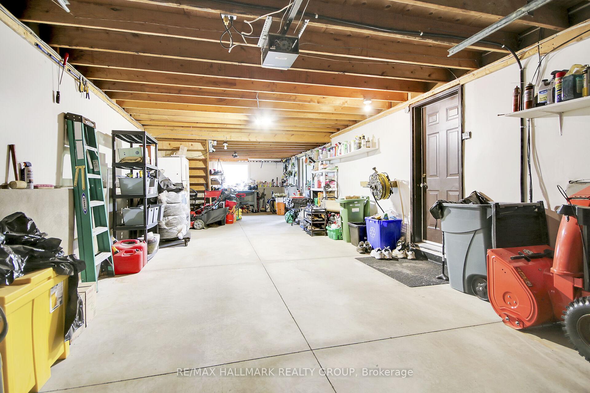 Photo 43 of 216 Grandview Road, Ottawa, Crystal Bay/Rocky Point — HOMEH