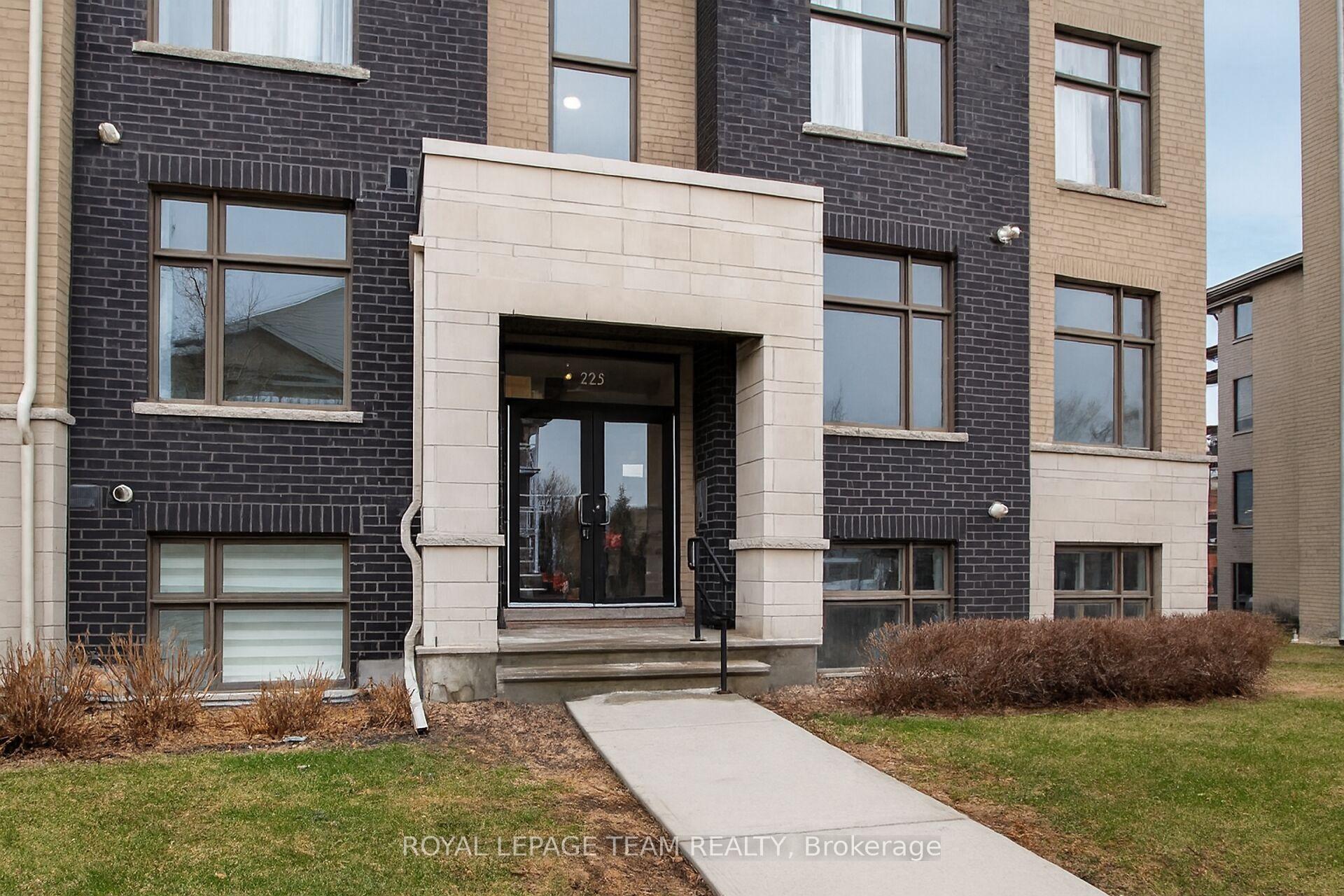 Photo 3 of Unit C, 225 Citiplace Drive, Ottawa, Merivale Industrial Park/Citiplace — HOMEH