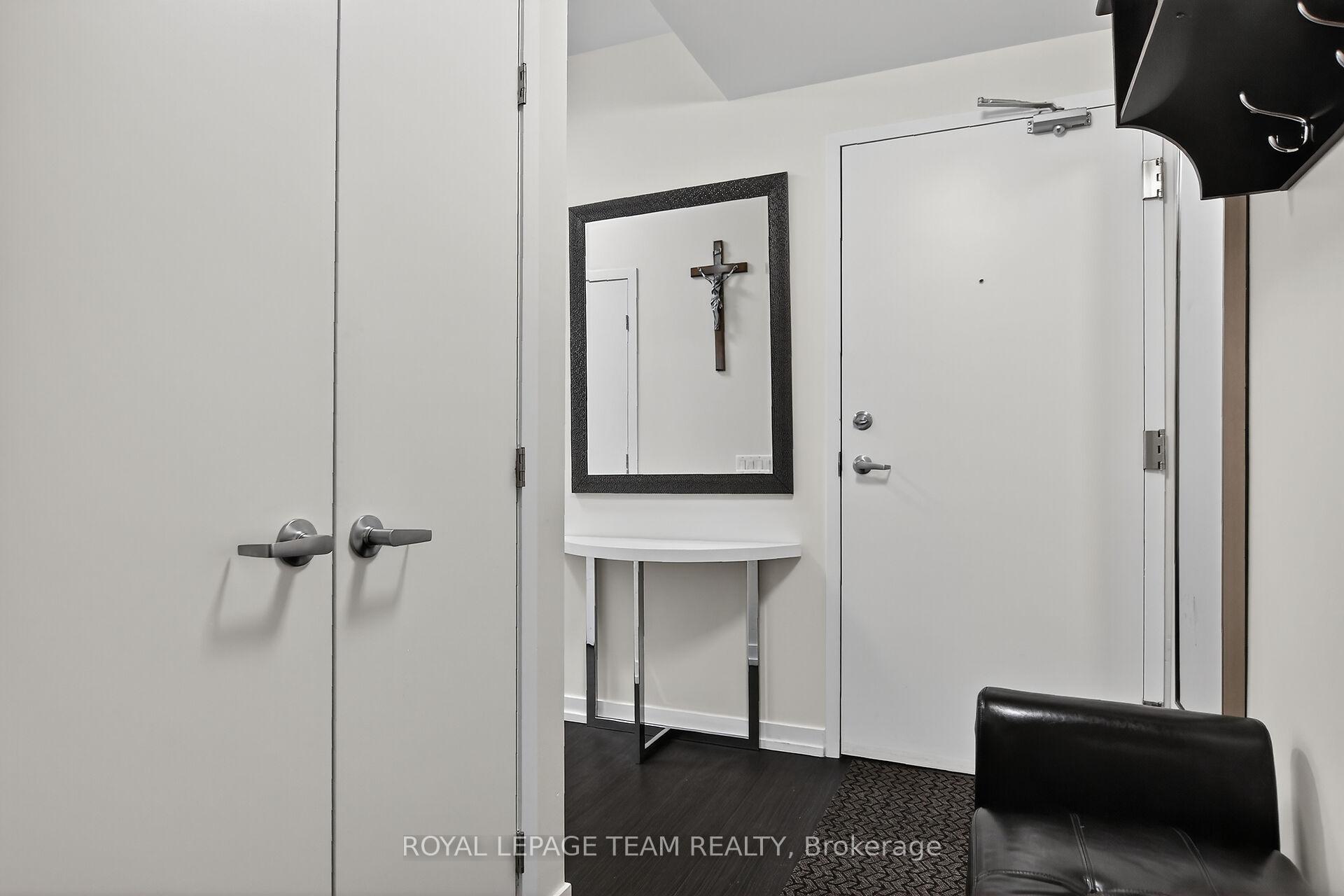 Photo 6 of Unit C, 225 Citiplace Drive, Ottawa, Merivale Industrial Park/Citiplace — HOMEH