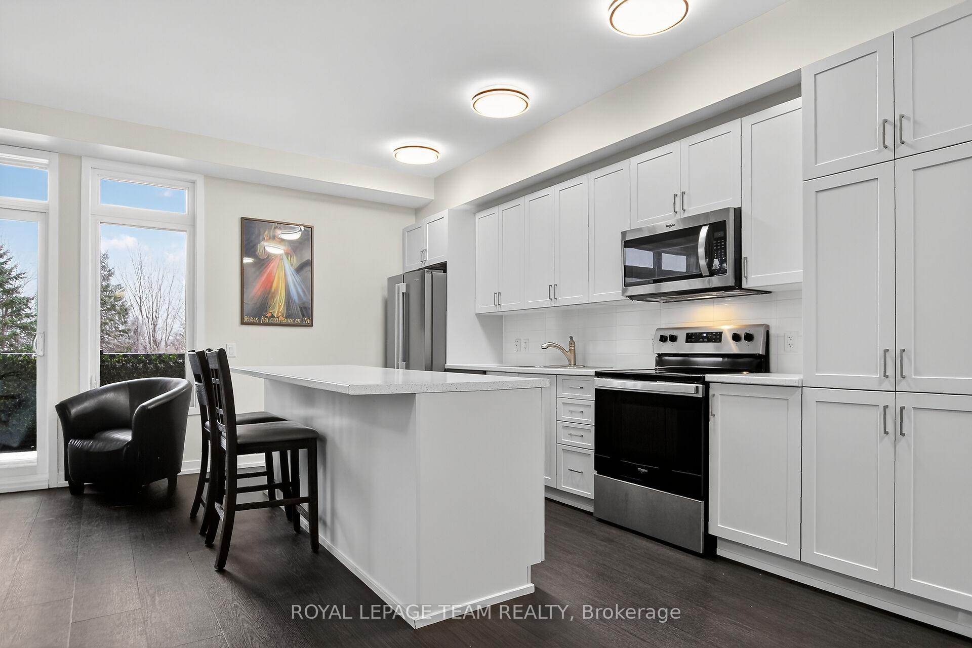 Photo 10 of Unit C, 225 Citiplace Drive, Ottawa, Merivale Industrial Park/Citiplace — HOMEH