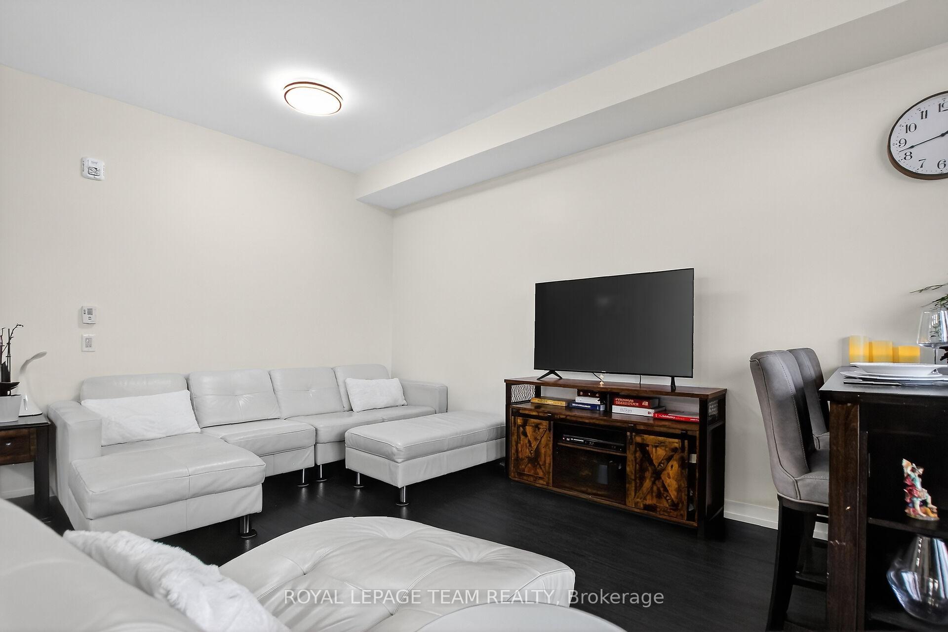 Photo 15 of Unit C, 225 Citiplace Drive, Ottawa, Merivale Industrial Park/Citiplace — HOMEH