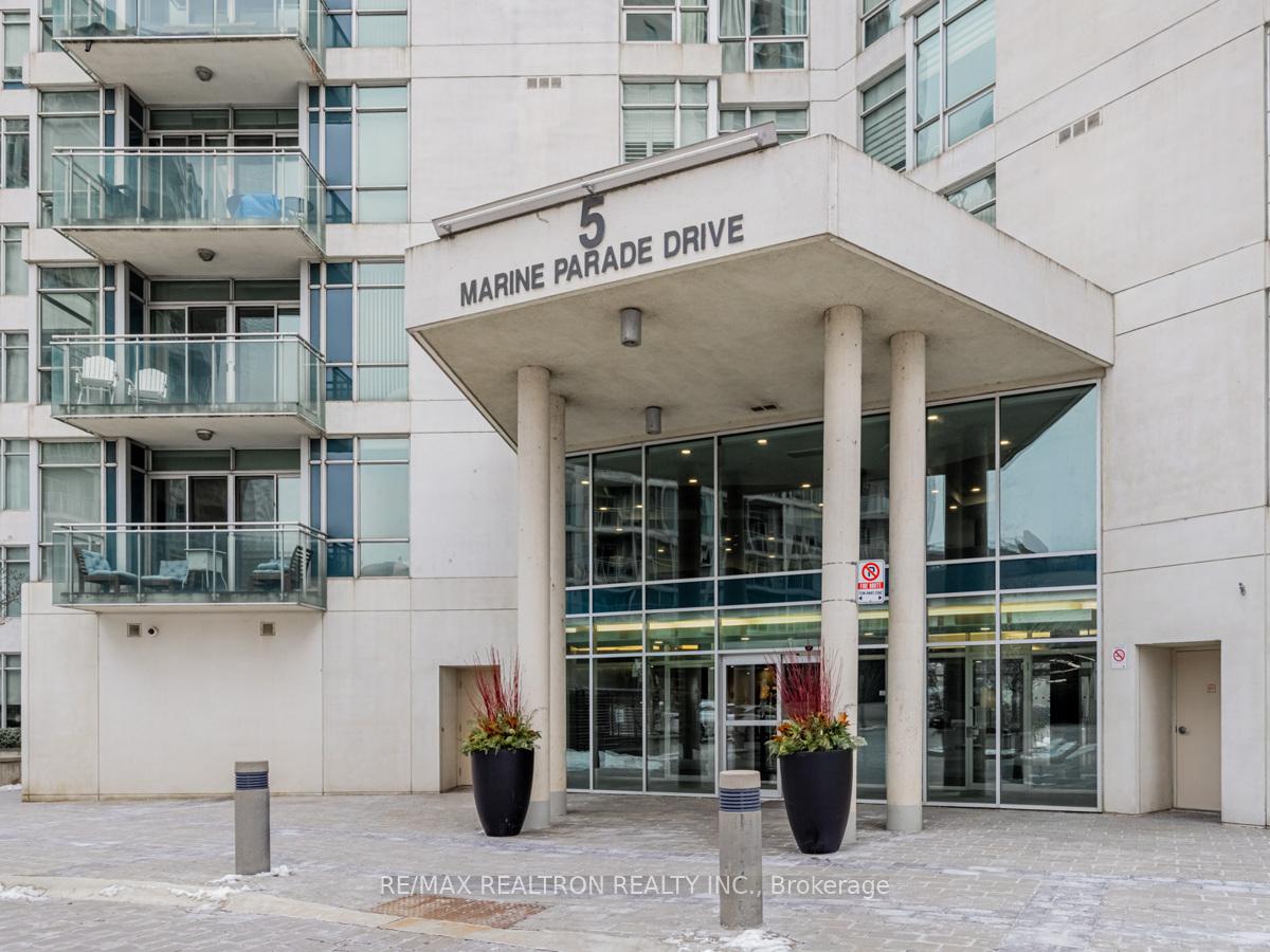 Photo 2 of Unit 917, 5 Marine Parade Drive, Etobicoke, Mimico — HOMEH