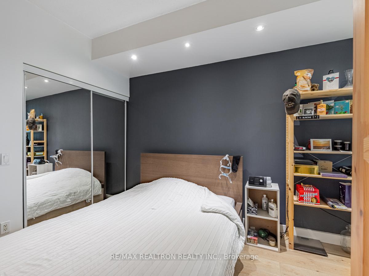 Photo 20 of Unit 917, 5 Marine Parade Drive, Etobicoke, Mimico — HOMEH