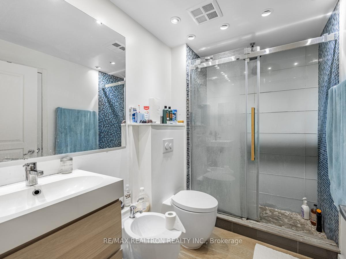 Photo 22 of Unit 917, 5 Marine Parade Drive, Etobicoke, Mimico — HOMEH
