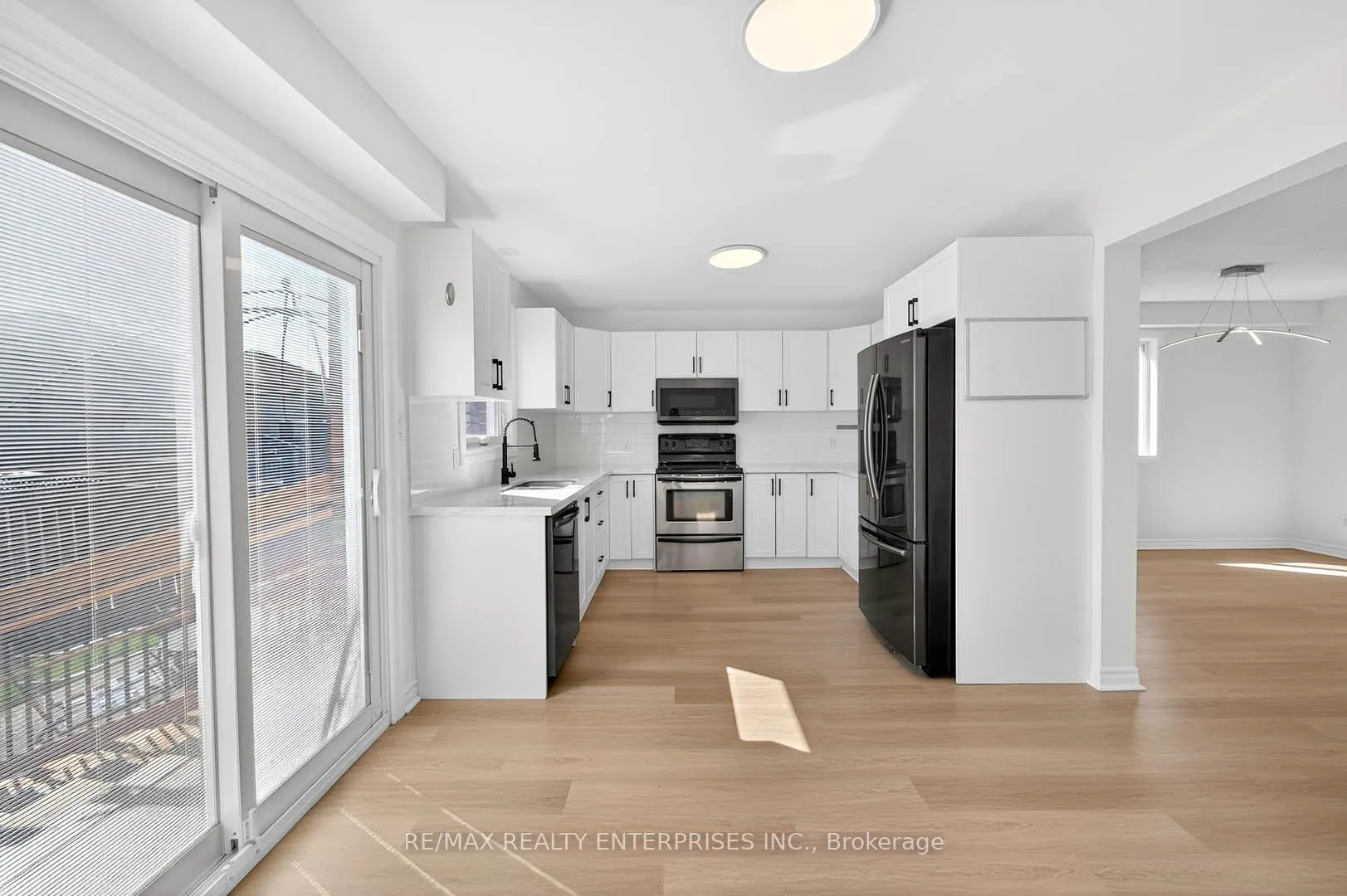 Photo 12 of 19 Midanbury Way, Hamilton, Mount Hope — HOMEH