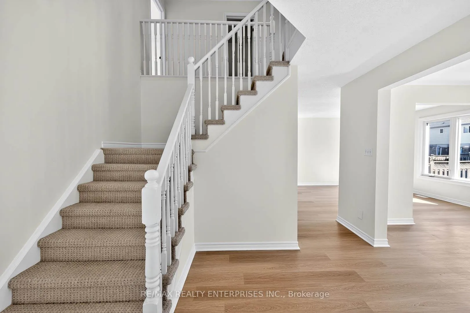 Photo 17 of 19 Midanbury Way, Hamilton, Mount Hope — HOMEH