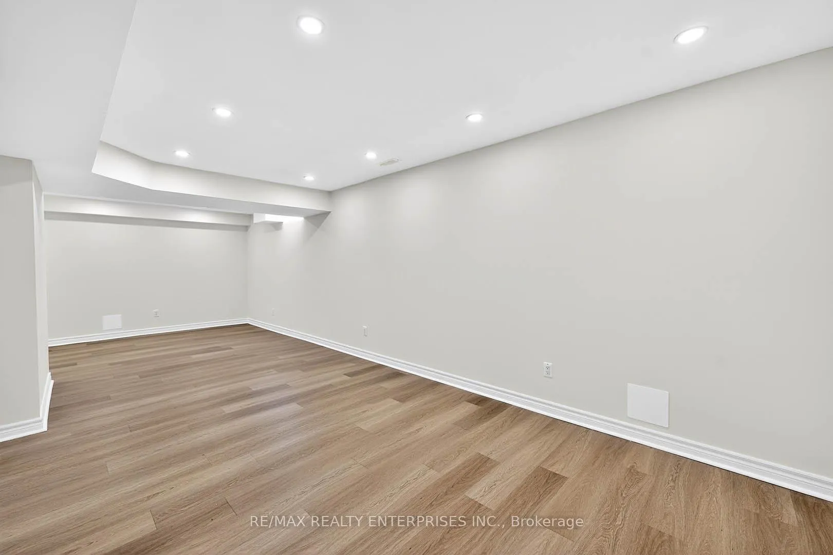 Photo 39 of 19 Midanbury Way, Hamilton, Mount Hope — HOMEH
