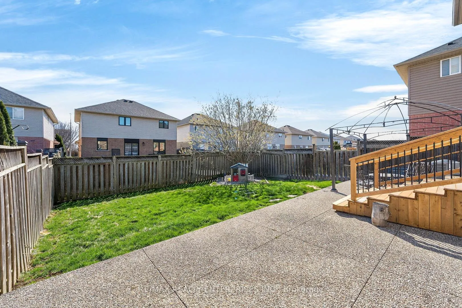 Photo 42 of 19 Midanbury Way, Hamilton, Mount Hope — HOMEH