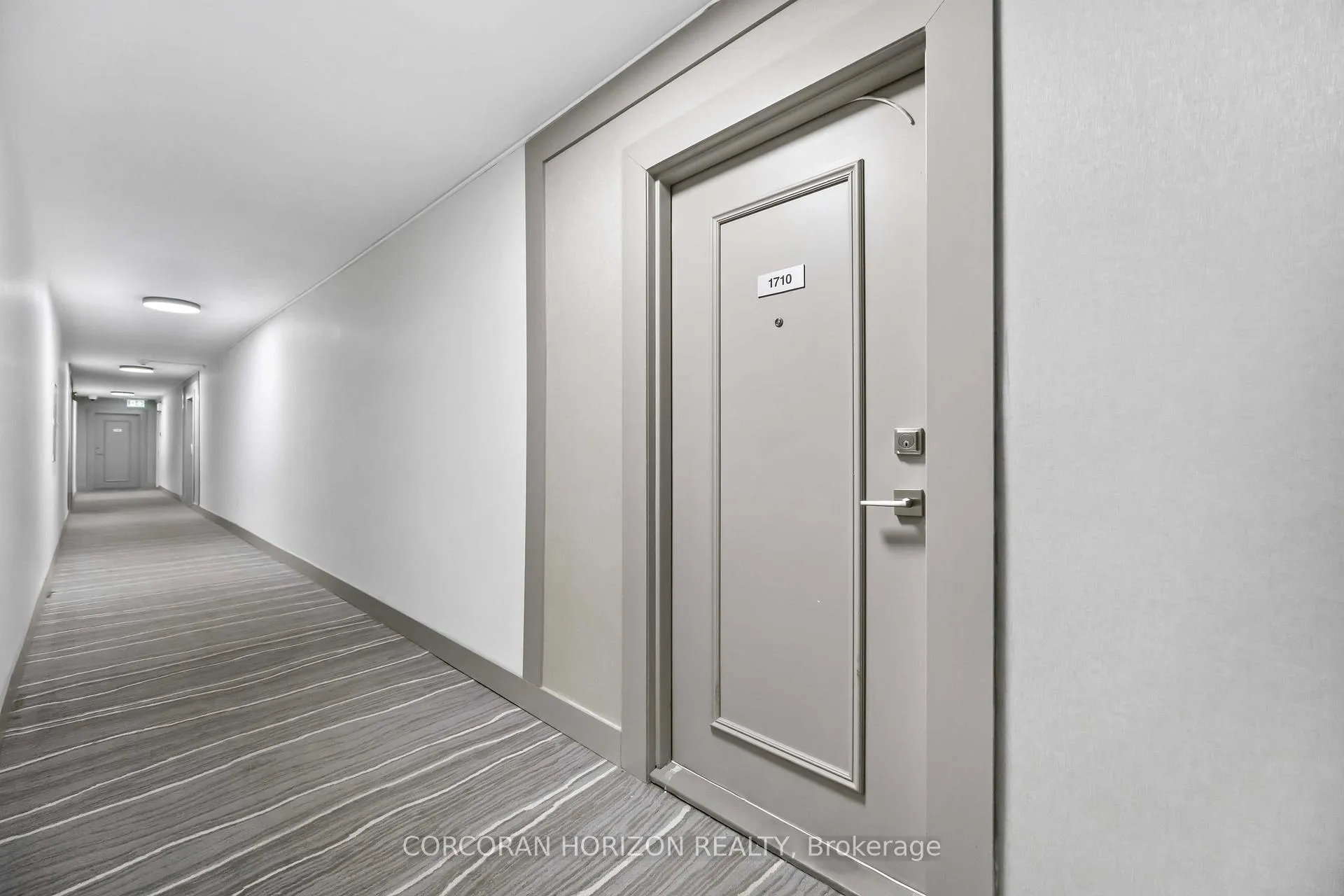 Photo 4 of Unit 1710, 5 Vicora Linkway, Toronto, Flemingdon Park — HOMEH