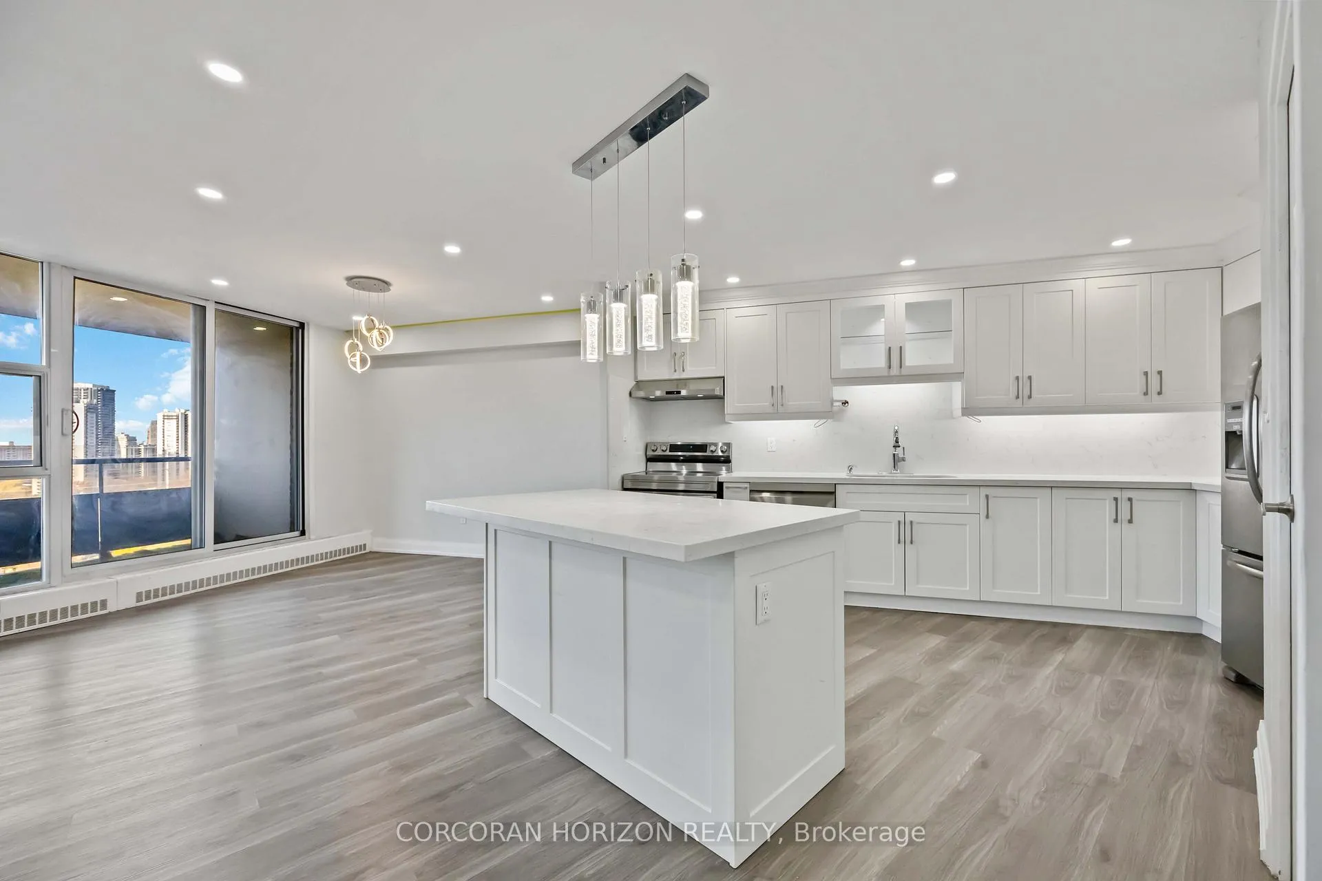 Photo 9 of Unit 1710, 5 Vicora Linkway, Toronto, Flemingdon Park — HOMEH