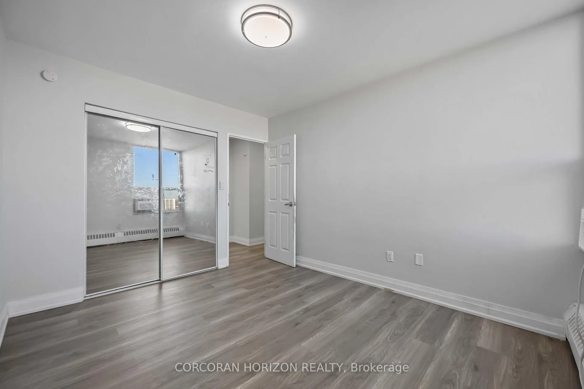 Photo 20 of Unit 1710, 5 Vicora Linkway, Toronto, Flemingdon Park — HOMEH