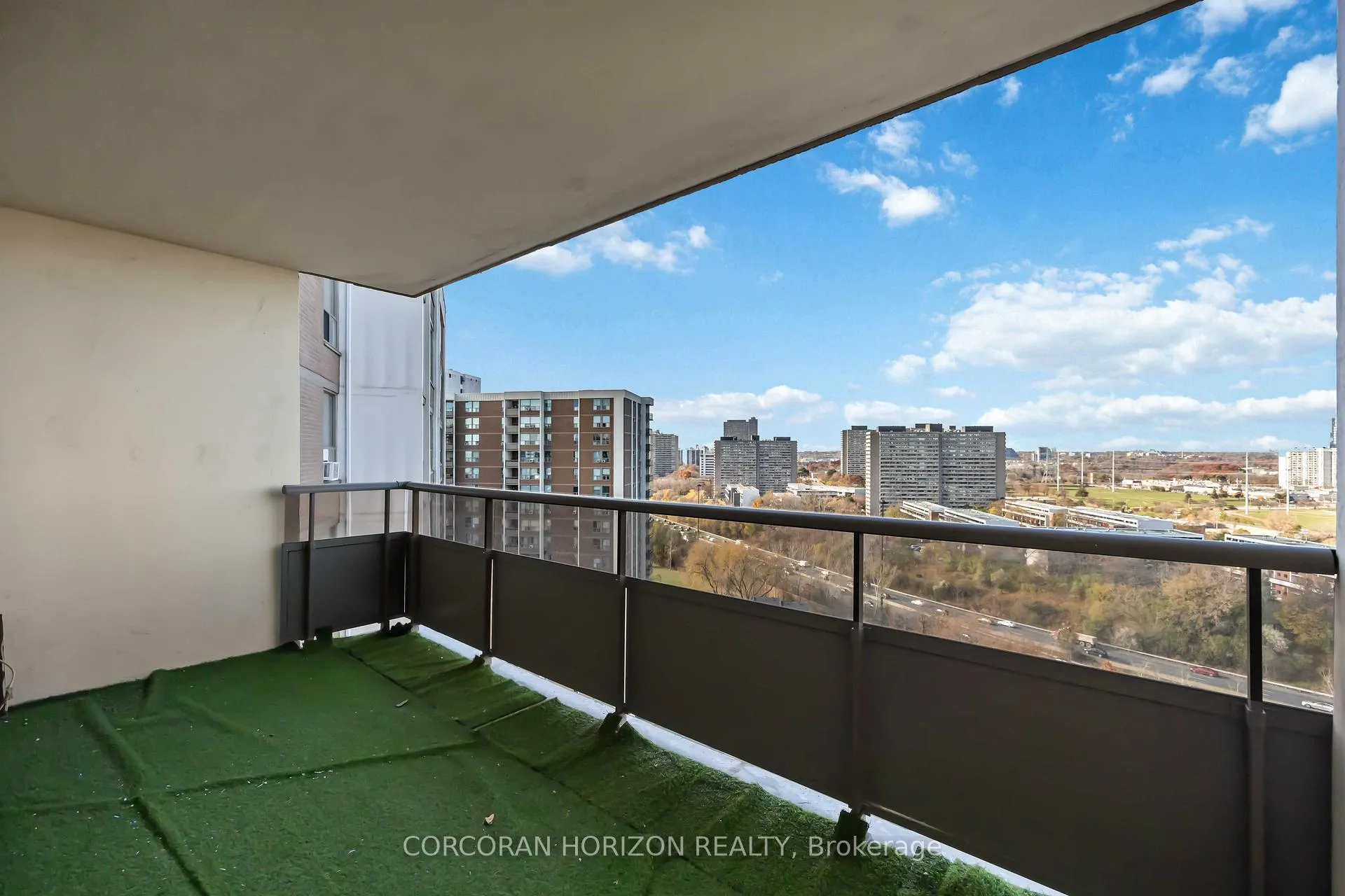Photo 22 of Unit 1710, 5 Vicora Linkway, Toronto, Flemingdon Park — HOMEH