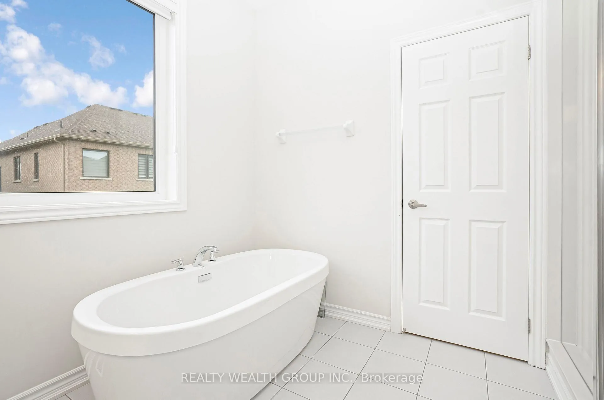 Photo 27 of 40 Madawaksa Road, Caledon, Rural Caledon — HOMEH