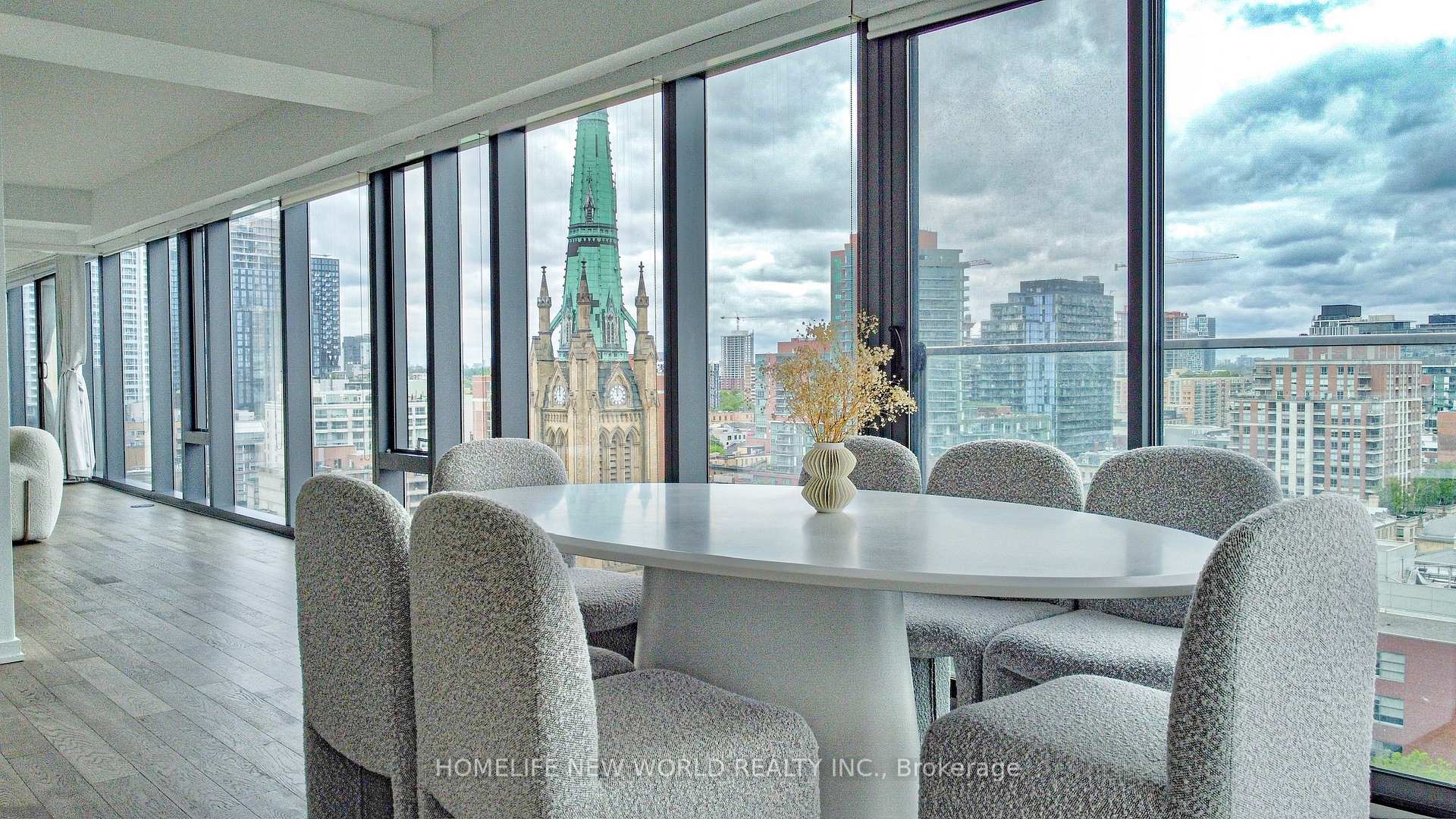 Photo 8 of Unit 1502, 60 Colborne Street, Toronto, Church-Yonge Corridor — HOMEH