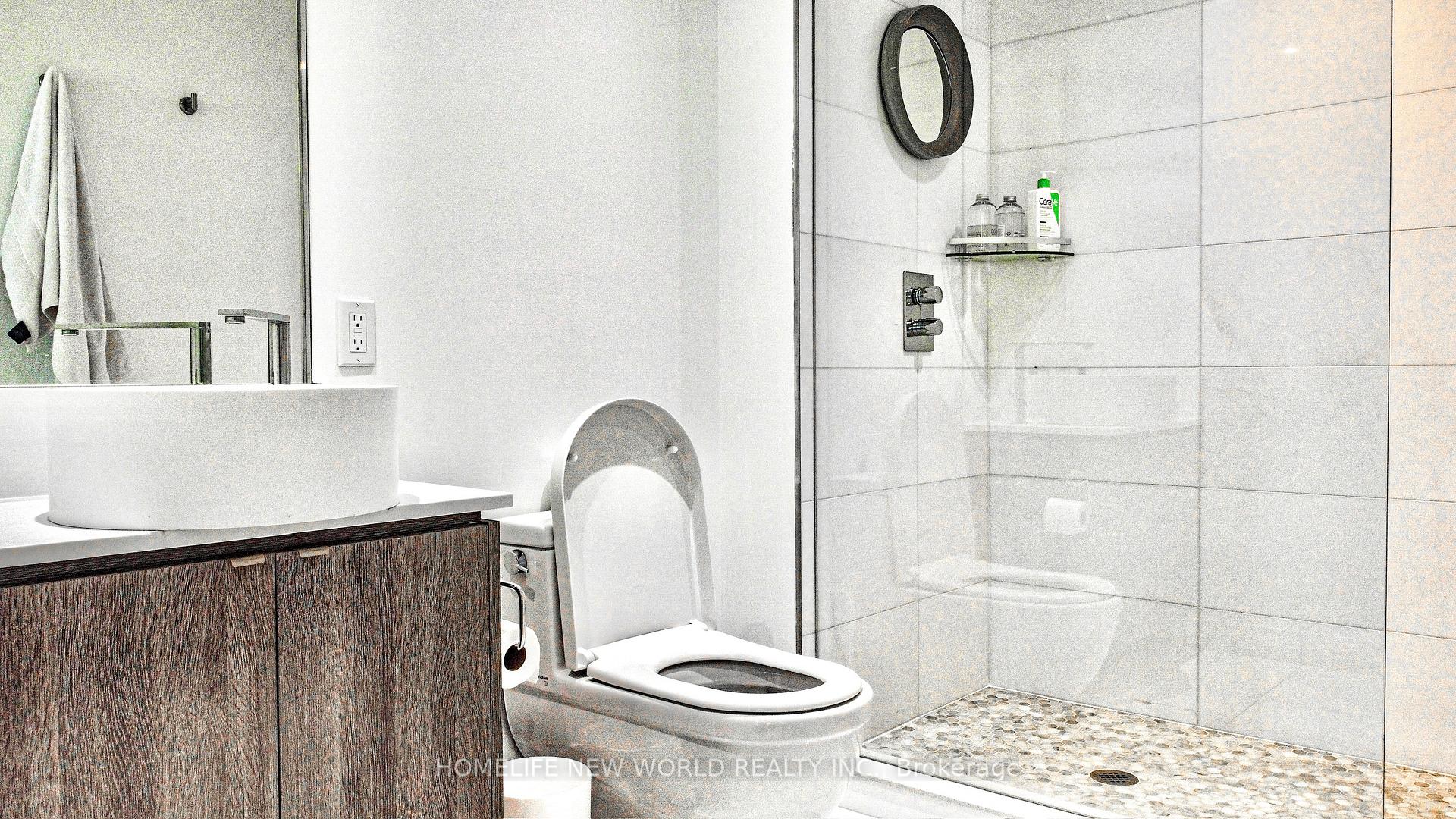 Photo 17 of Unit 1502, 60 Colborne Street, Toronto, Church-Yonge Corridor — HOMEH