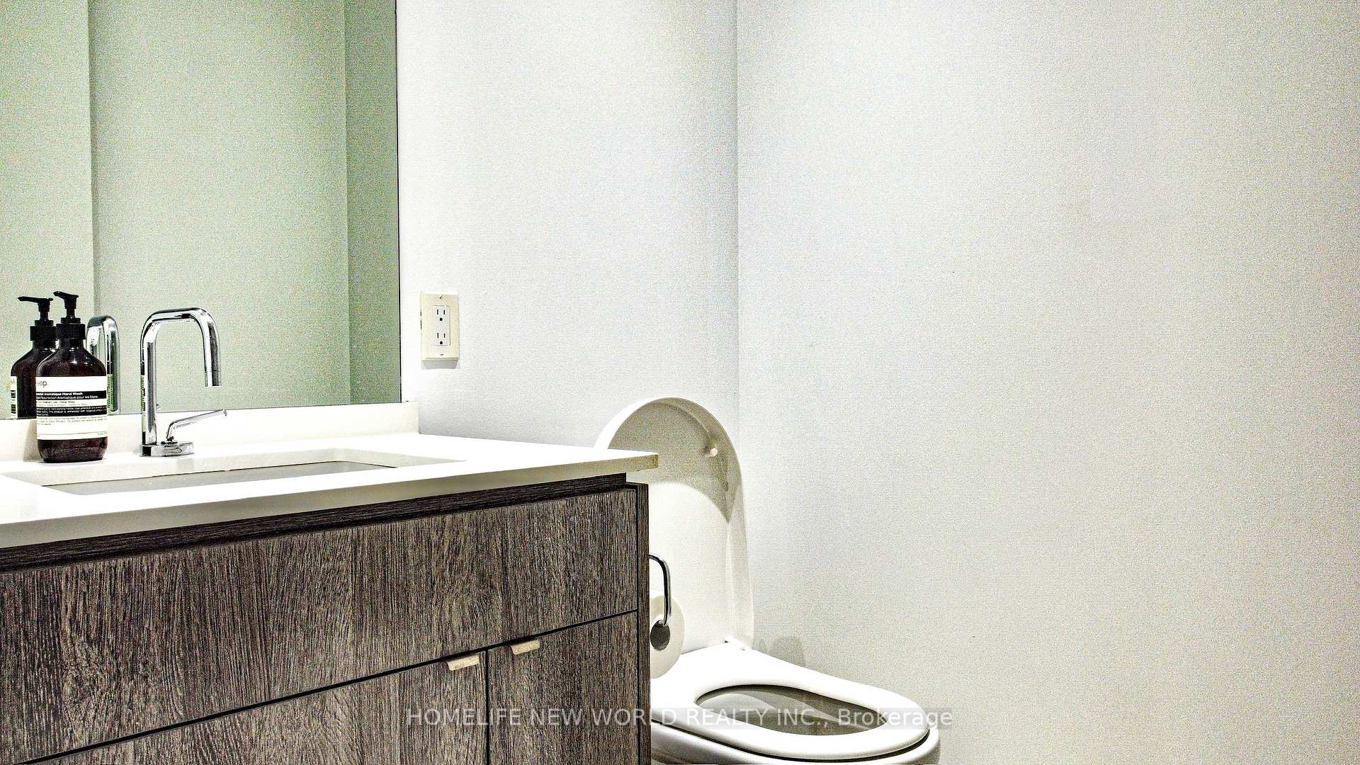 Photo 18 of Unit 1502, 60 Colborne Street, Toronto, Church-Yonge Corridor — HOMEH