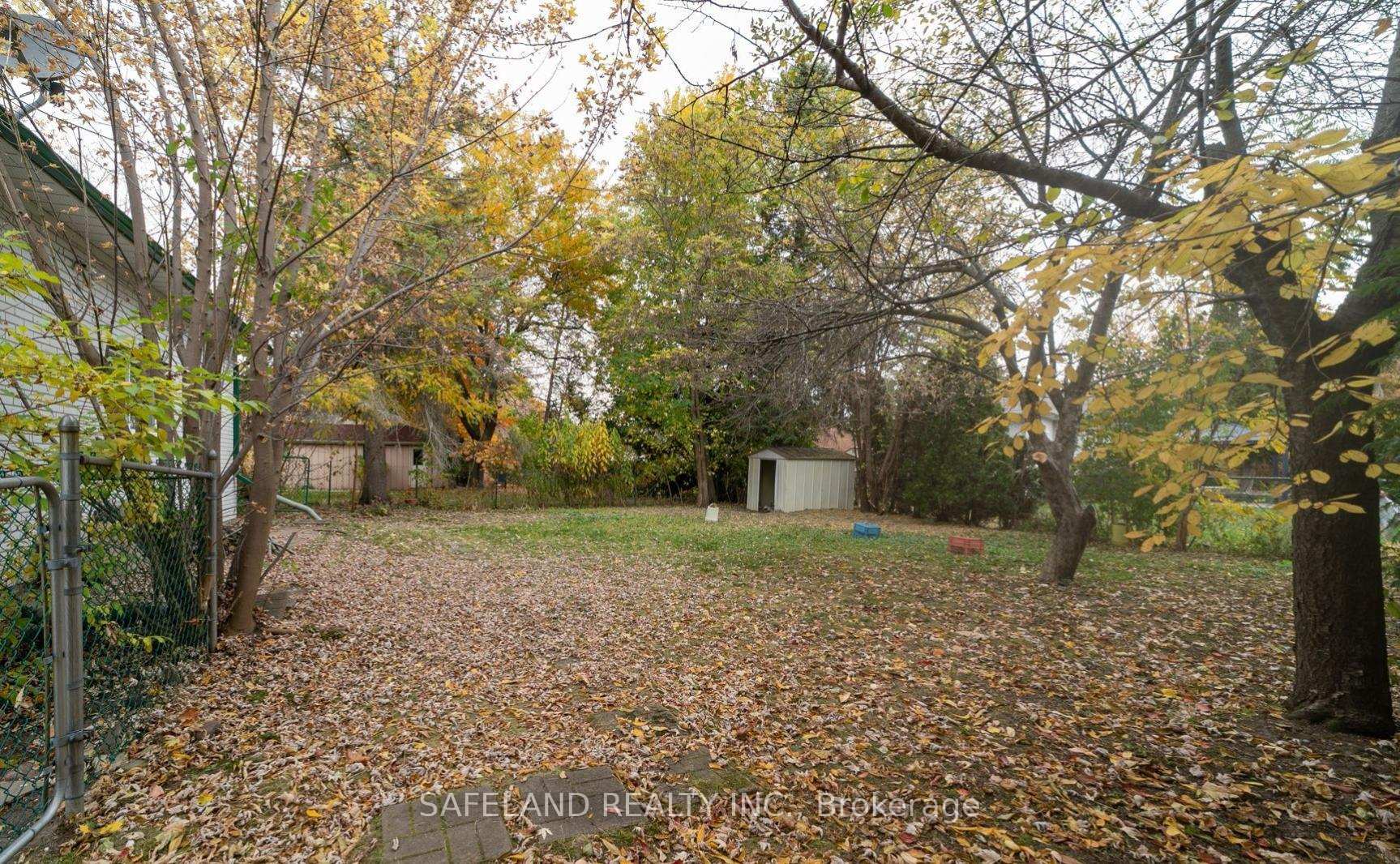 Photo 18 of Unit Main Floor, 26 Dunham Crescent, Aurora, Aurora Heights — HOMEH