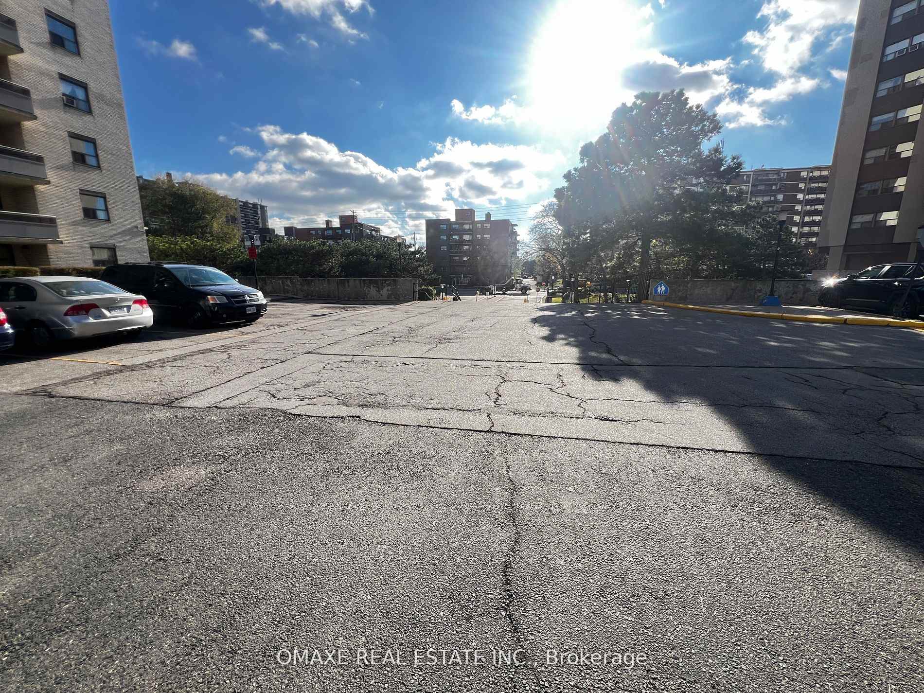 Photo 3 of Unit 2212, 370 Dixon Road, Etobicoke, Kingsview Village-The Westway — HOMEH