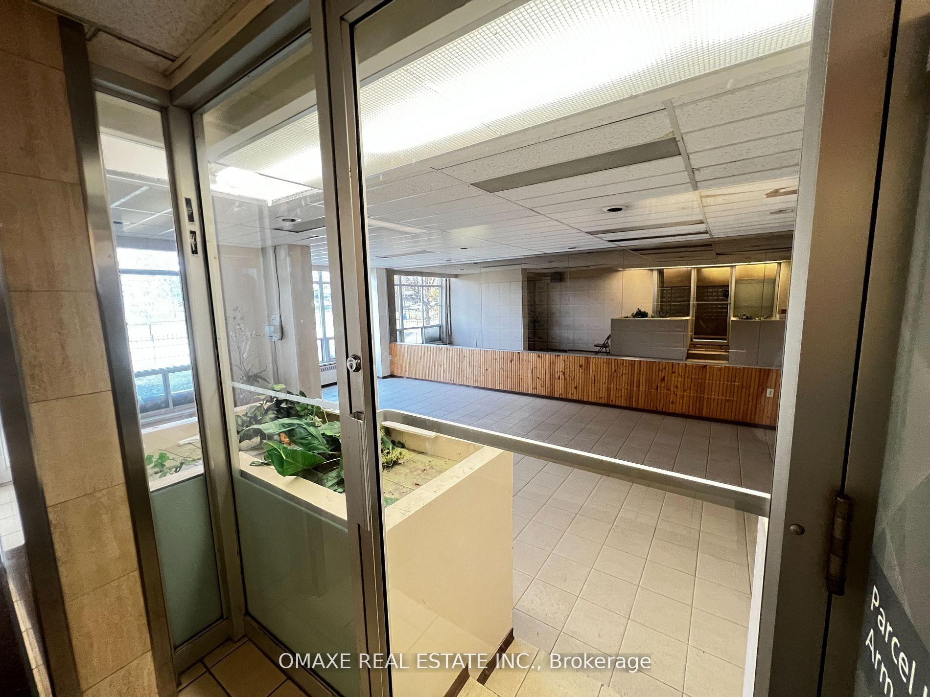 Photo 10 of Unit 2212, 370 Dixon Road, Etobicoke, Kingsview Village-The Westway — HOMEH