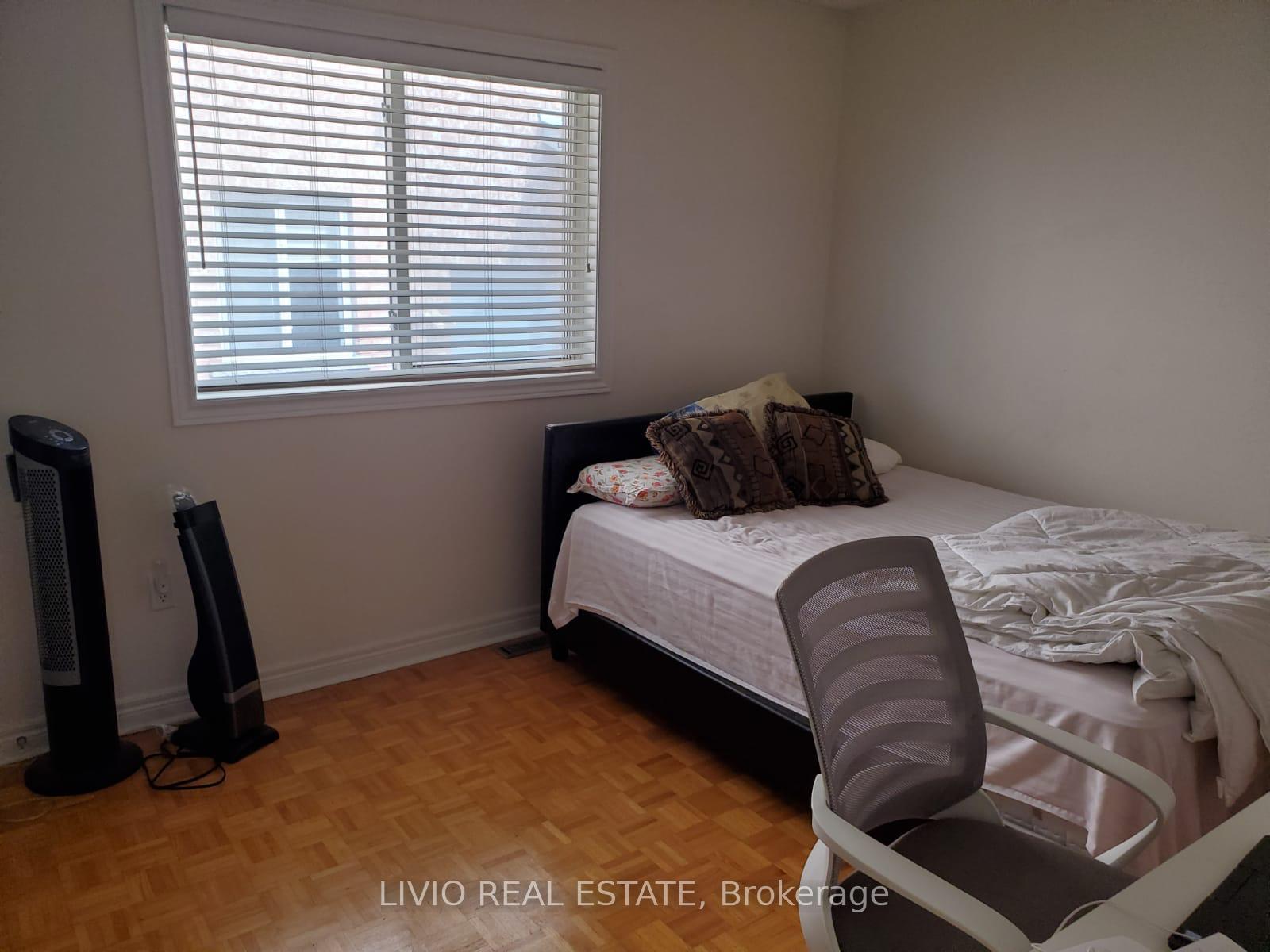 Photo 5 of 71 Fiddleneck Crescent, Brampton, Sandringham-Wellington — HOMEH
