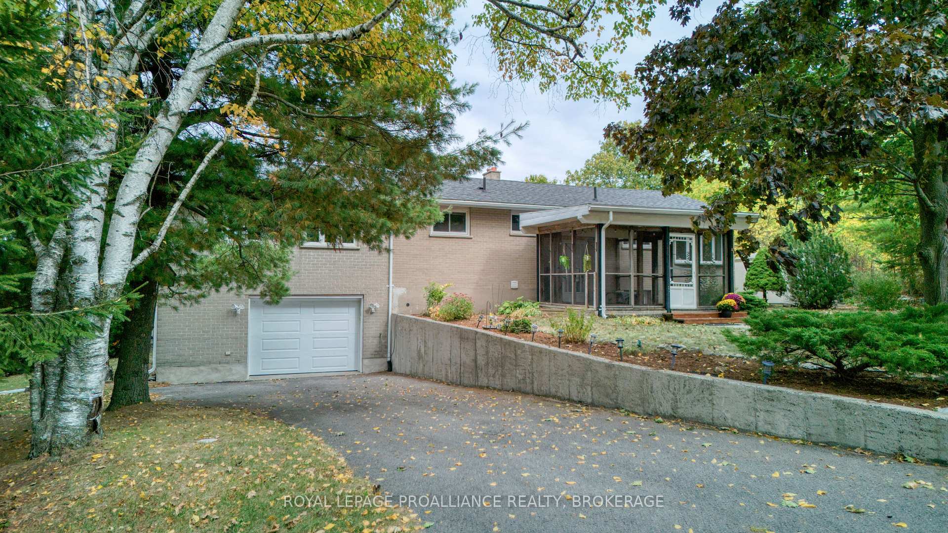 Front of 2851B Rutledge Road