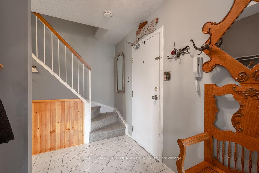 Photo 5 of Unit E, 3066 Councillors Way E, Ottawa, Blossom Park/Leitrim — HOMEH