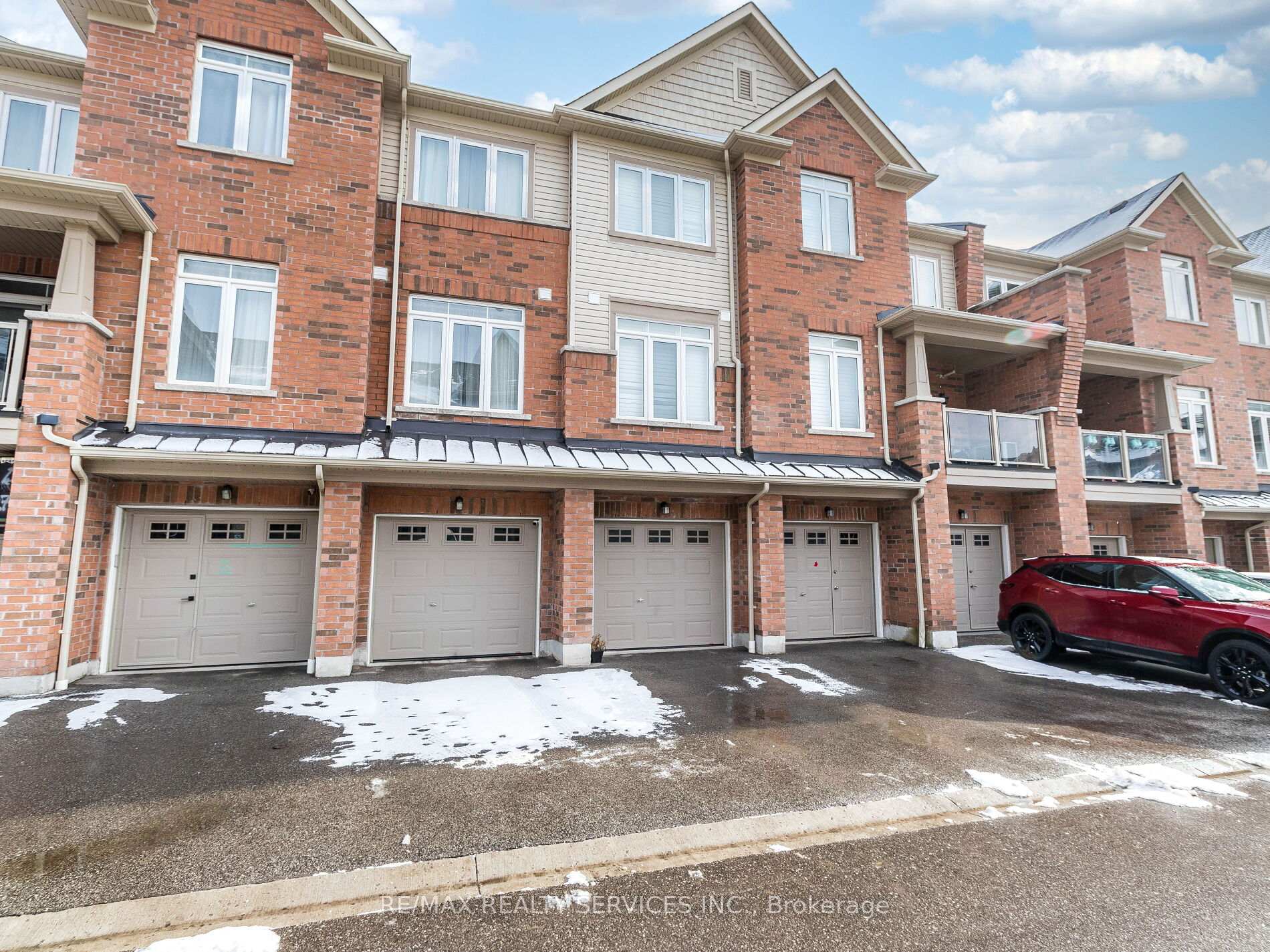Photo 1 of Unit 10, 2722 William Jackson Drive, Pickering, Duffin Heights — HOMEH