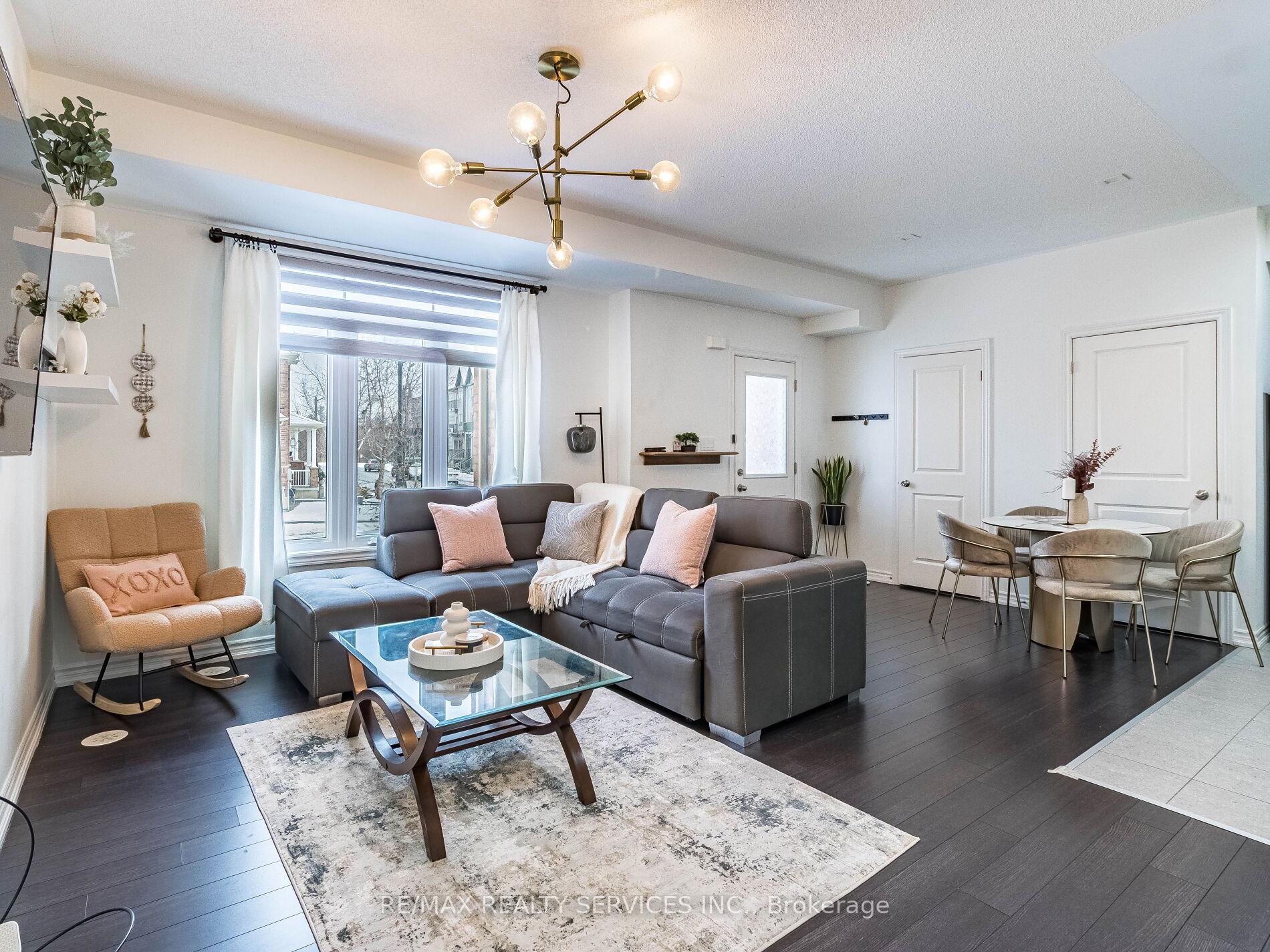 Photo 10 of Unit 10, 2722 William Jackson Drive, Pickering, Duffin Heights — HOMEH