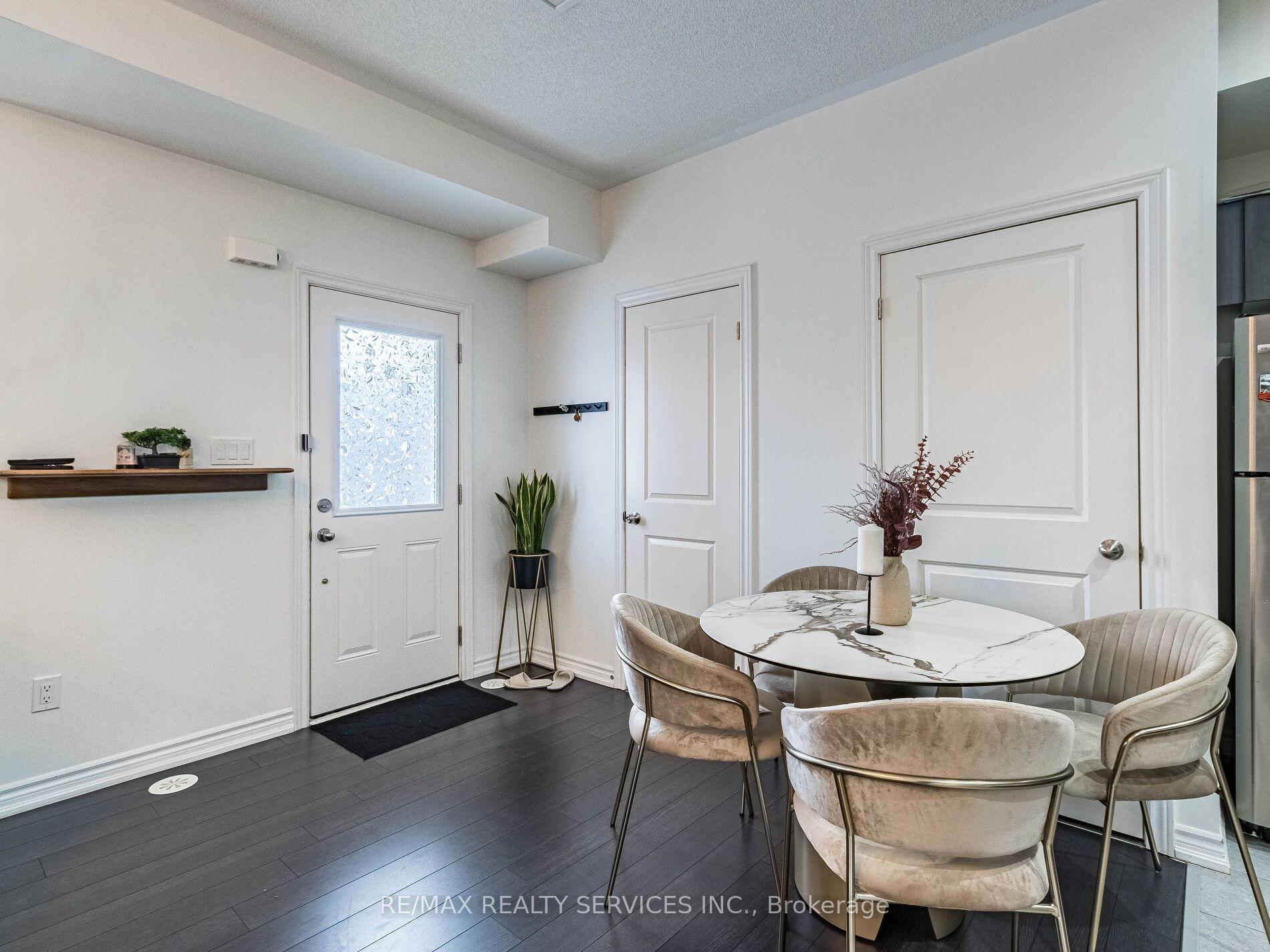 Photo 17 of Unit 10, 2722 William Jackson Drive, Pickering, Duffin Heights — HOMEH