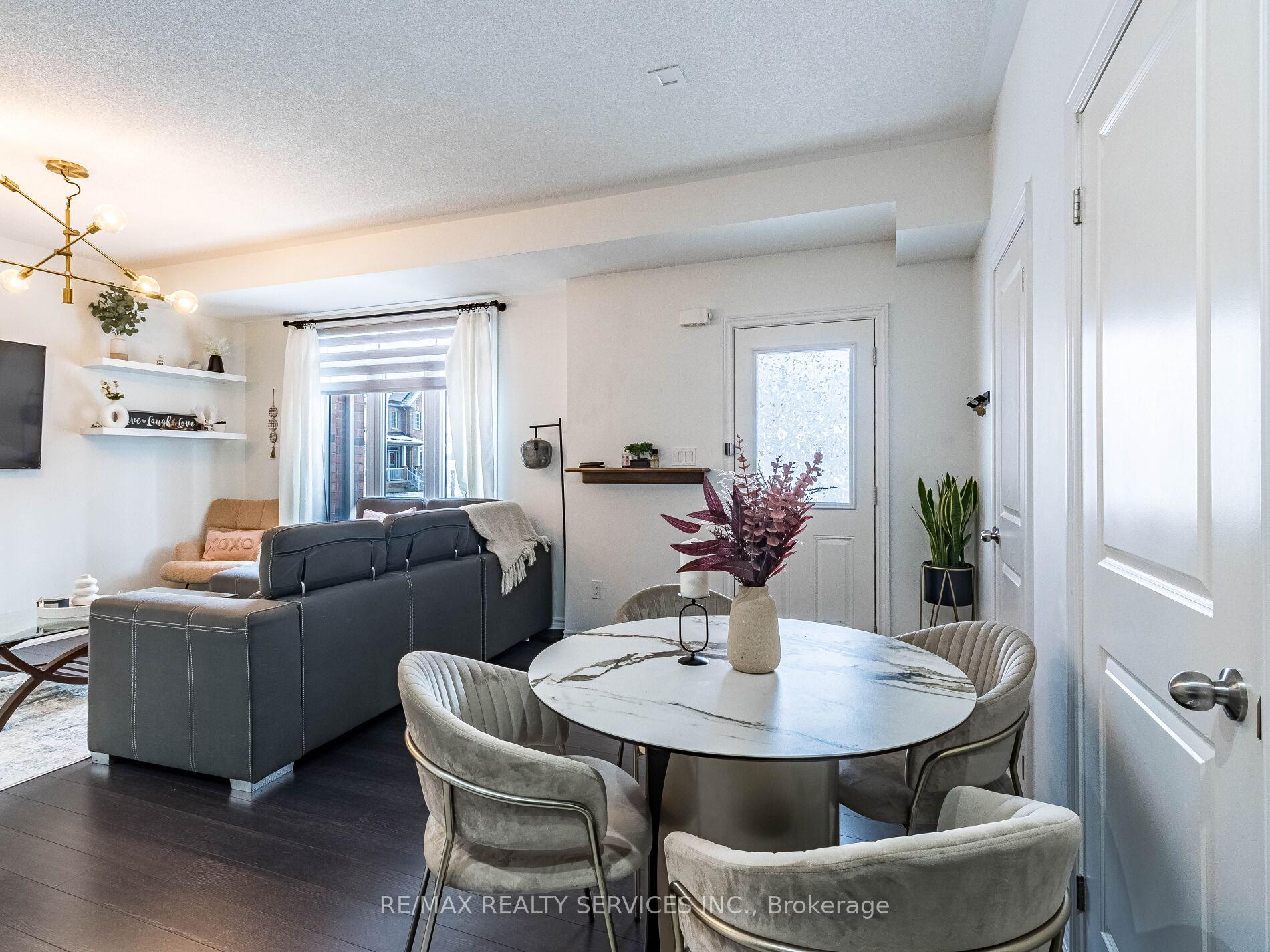 Photo 18 of Unit 10, 2722 William Jackson Drive, Pickering, Duffin Heights — HOMEH