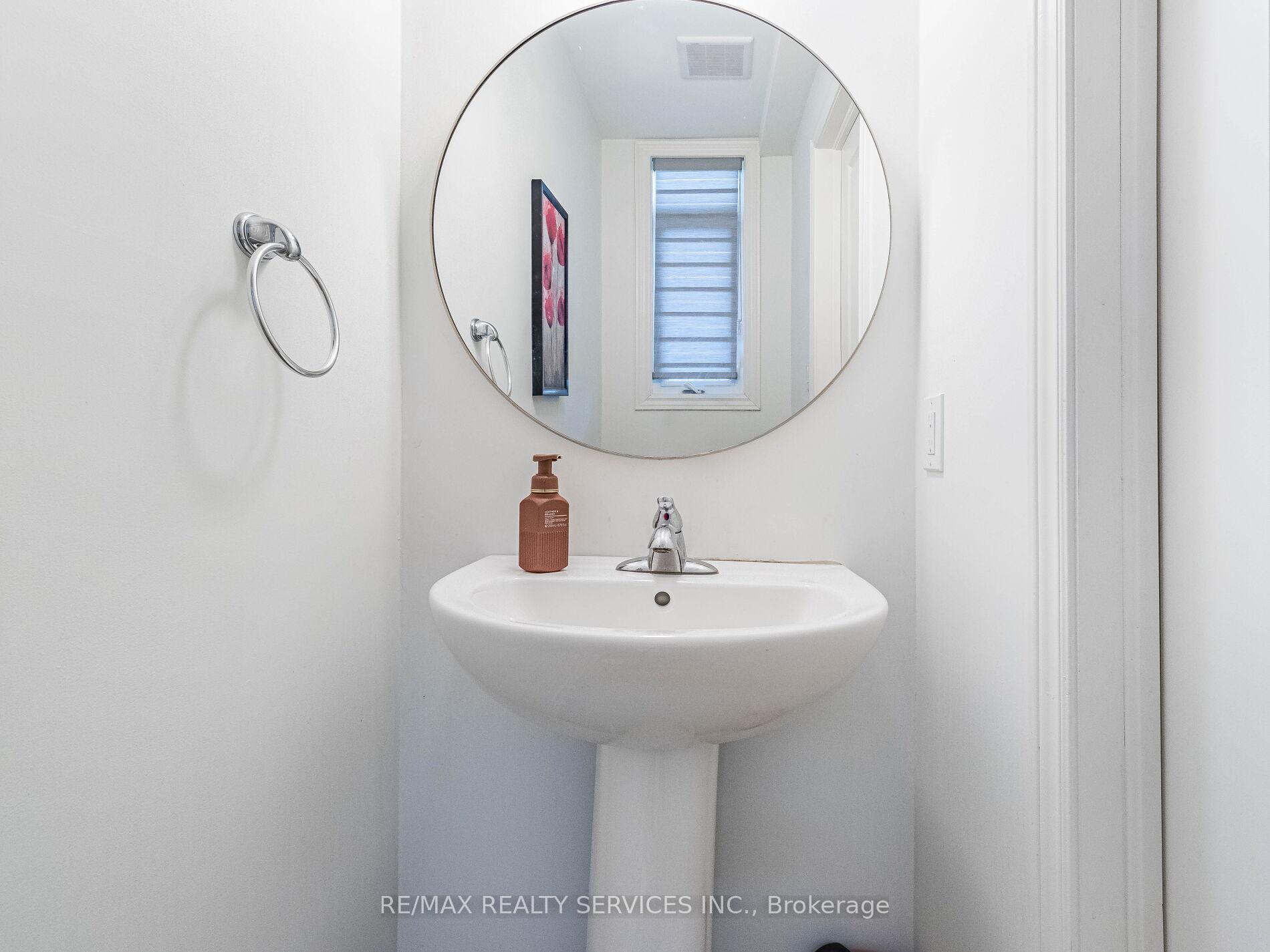 Photo 24 of Unit 10, 2722 William Jackson Drive, Pickering, Duffin Heights — HOMEH