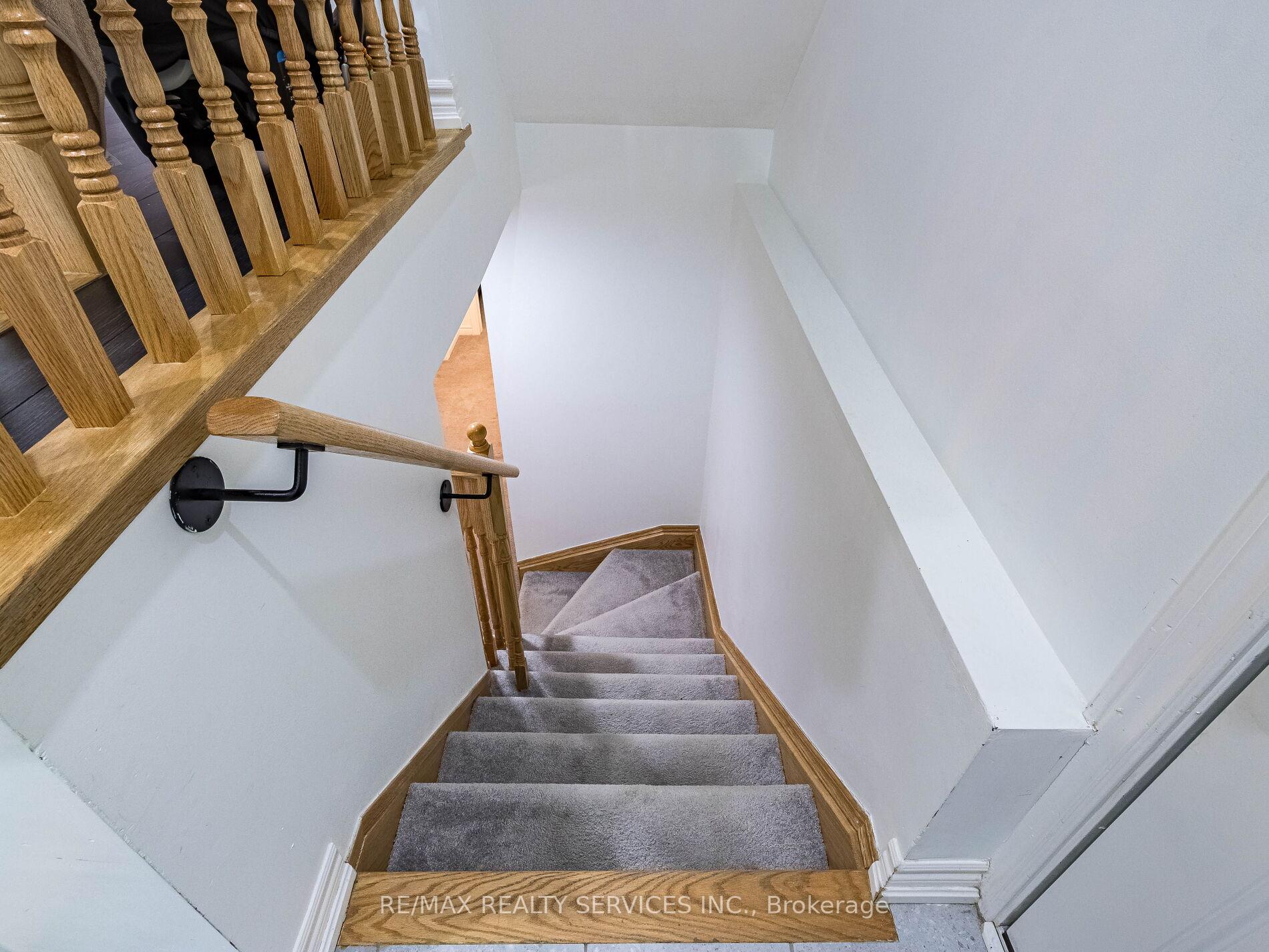 Photo 26 of Unit 10, 2722 William Jackson Drive, Pickering, Duffin Heights — HOMEH