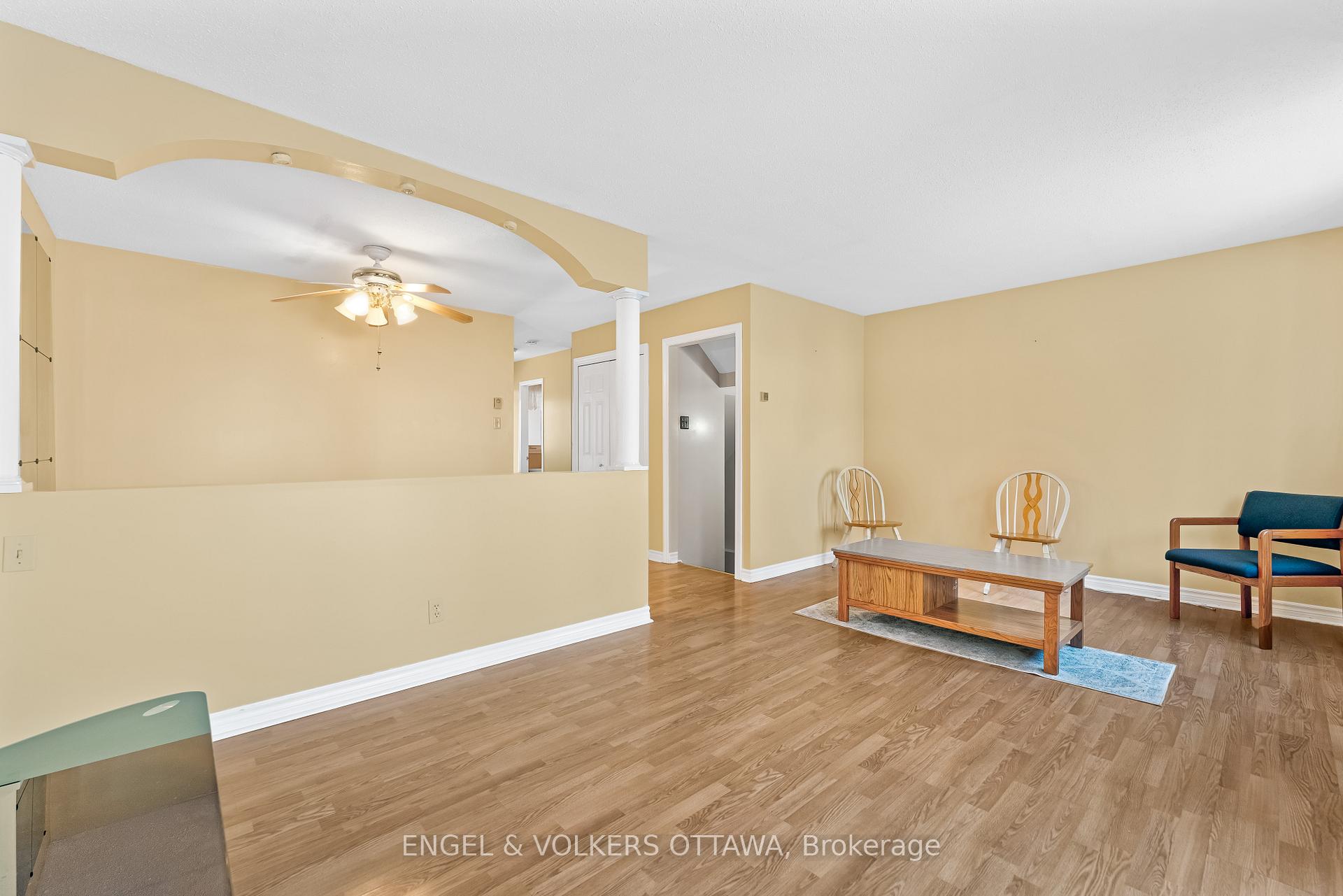 Photo 10 of 1320 Birchmount Drive, Ottawa, Pineview — HOMEH