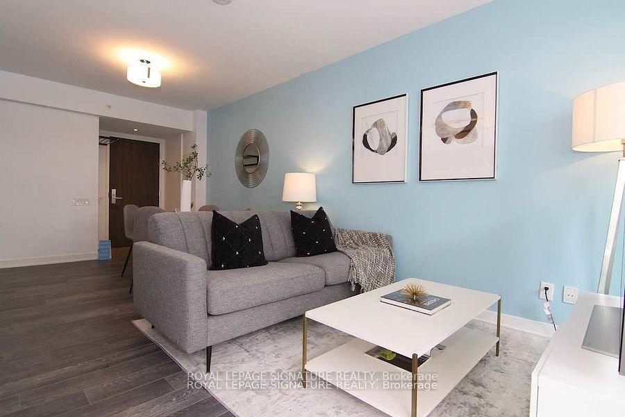 Photo 4 of Unit 303, 185 Roehampton Avenue, Toronto, Mount Pleasant West — HOMEH