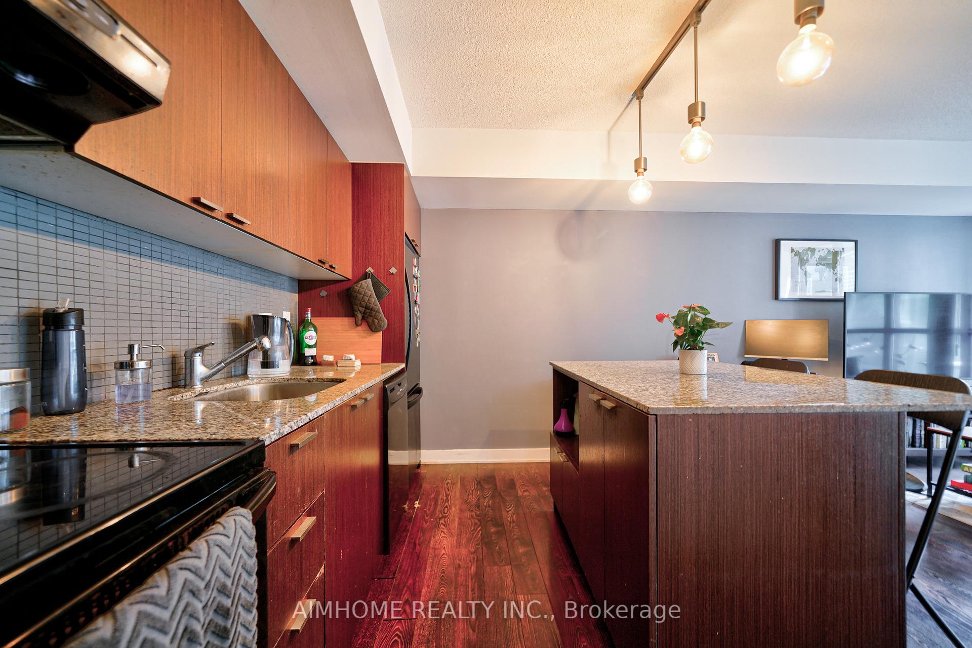 Photo 9 of Unit 401, 110 Charles Street E, Toronto, Church-Yonge Corridor — HOMEH