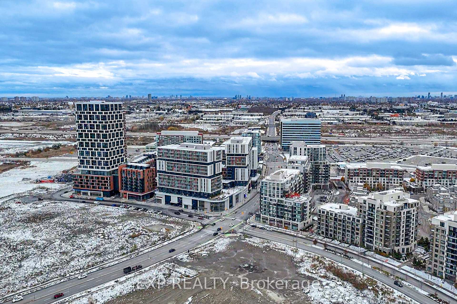 Photo 41 of Unit 2205, 15 Water Walk Drive, Markham, Unionville — HOMEH