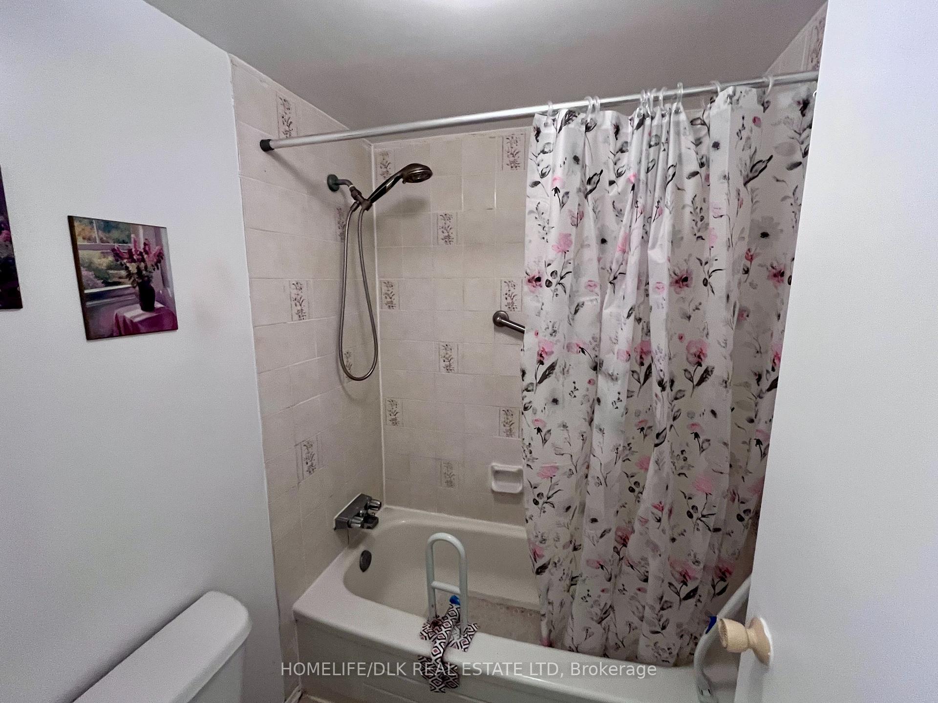 Photo 14 of Unit 208, 6532 Bilberry Drive, Ottawa, Orleans Wood — HOMEH