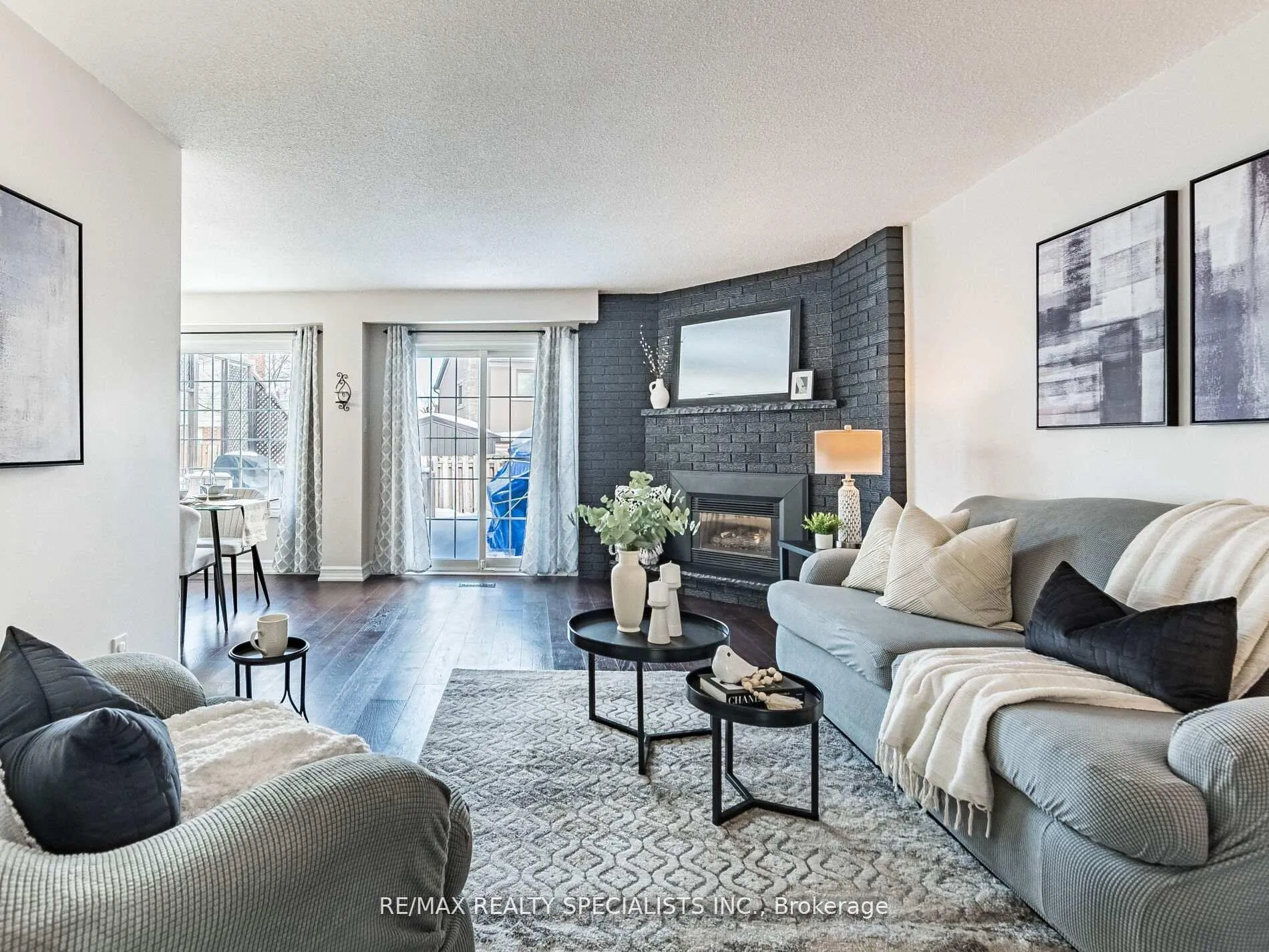 Photo 11 of 11 Foxacre Row, Brampton, Madoc — HOMEH