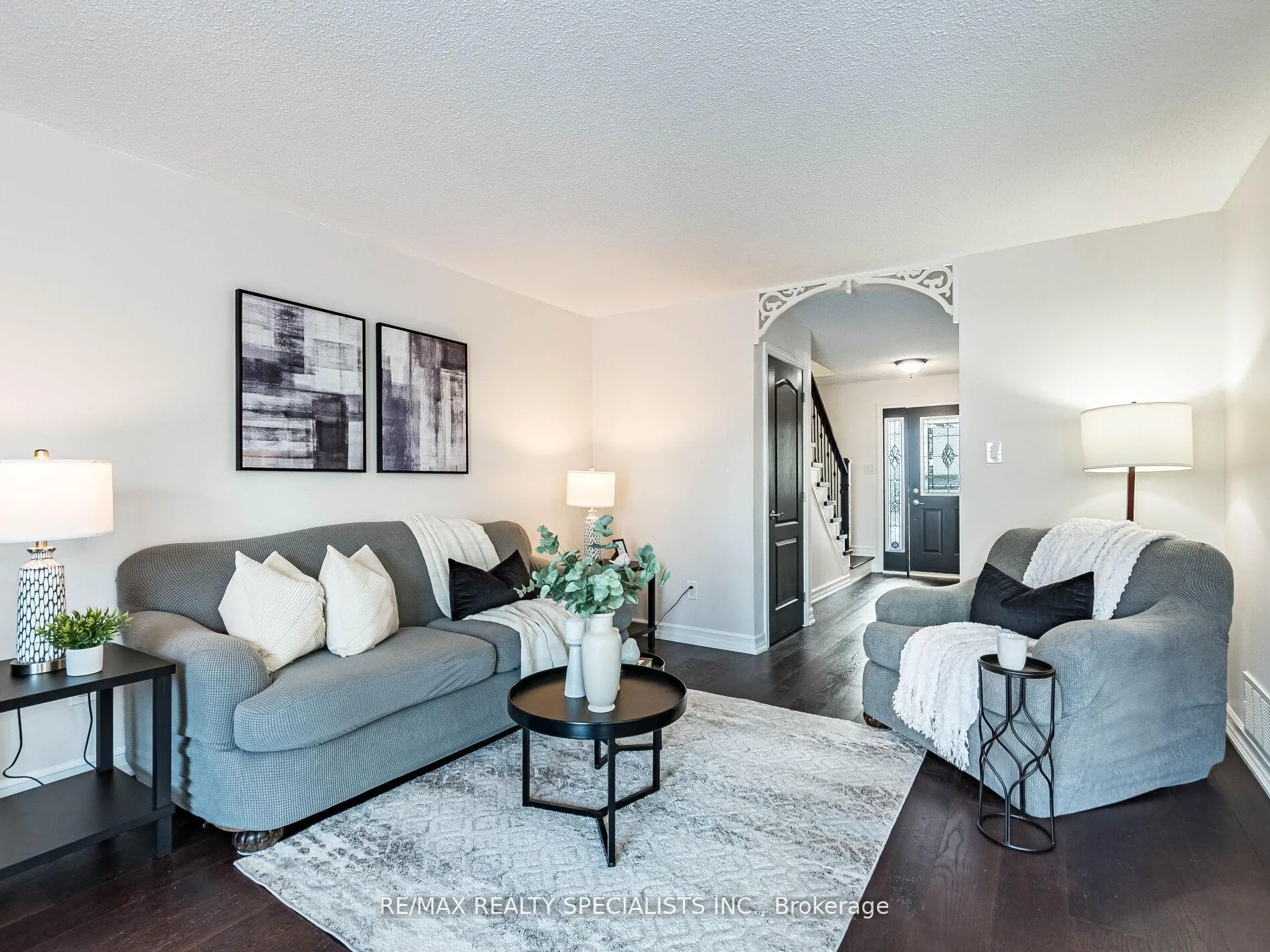 Photo 16 of 11 Foxacre Row, Brampton, Madoc — HOMEH