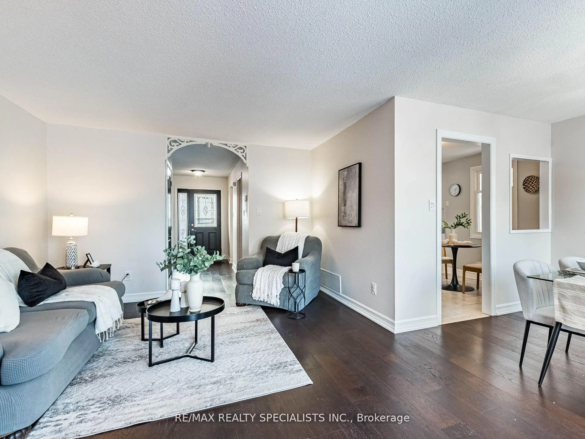 Photo 17 of 11 Foxacre Row, Brampton, Madoc — HOMEH