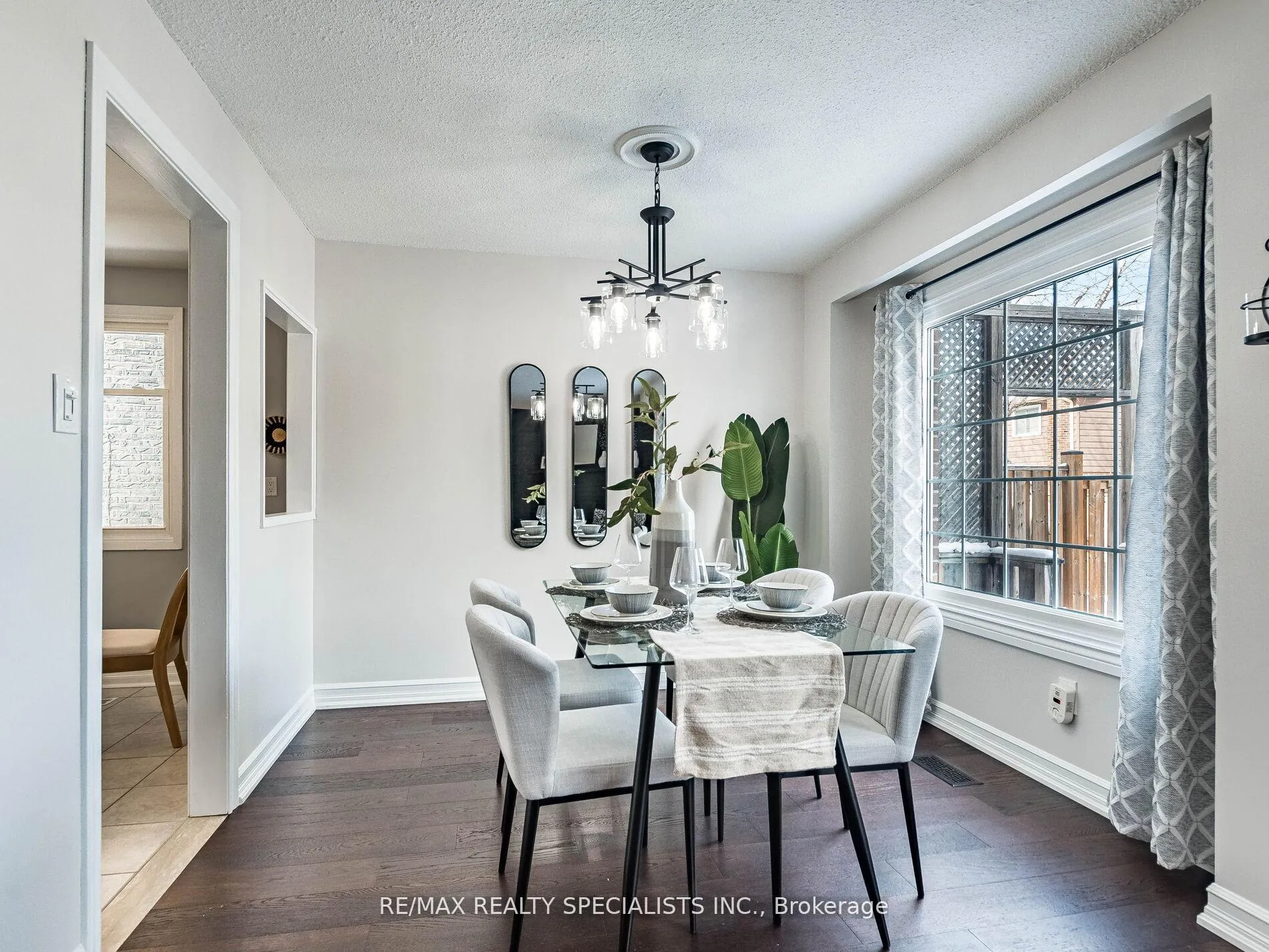 Photo 19 of 11 Foxacre Row, Brampton, Madoc — HOMEH