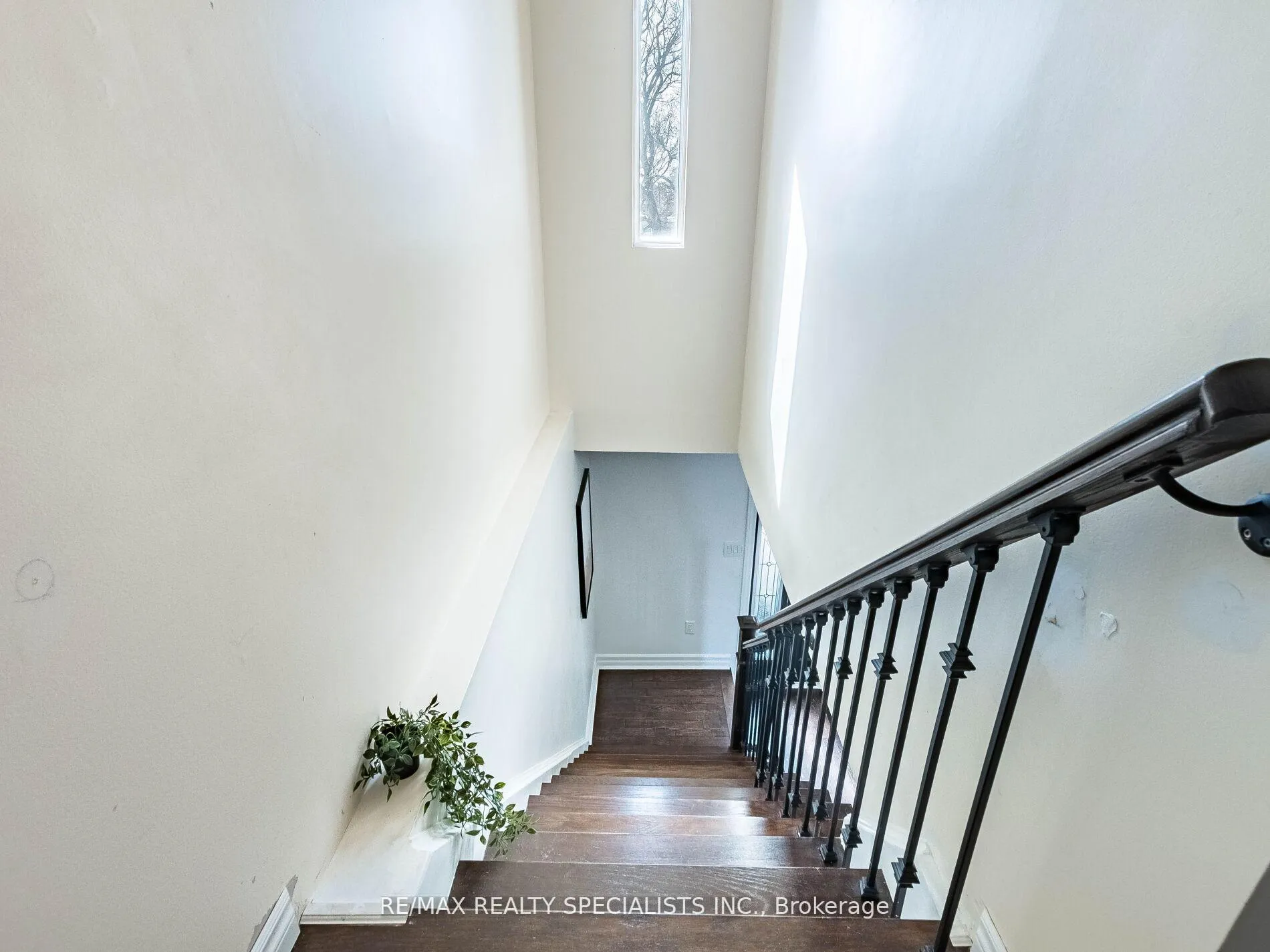 Photo 31 of 11 Foxacre Row, Brampton, Madoc — HOMEH