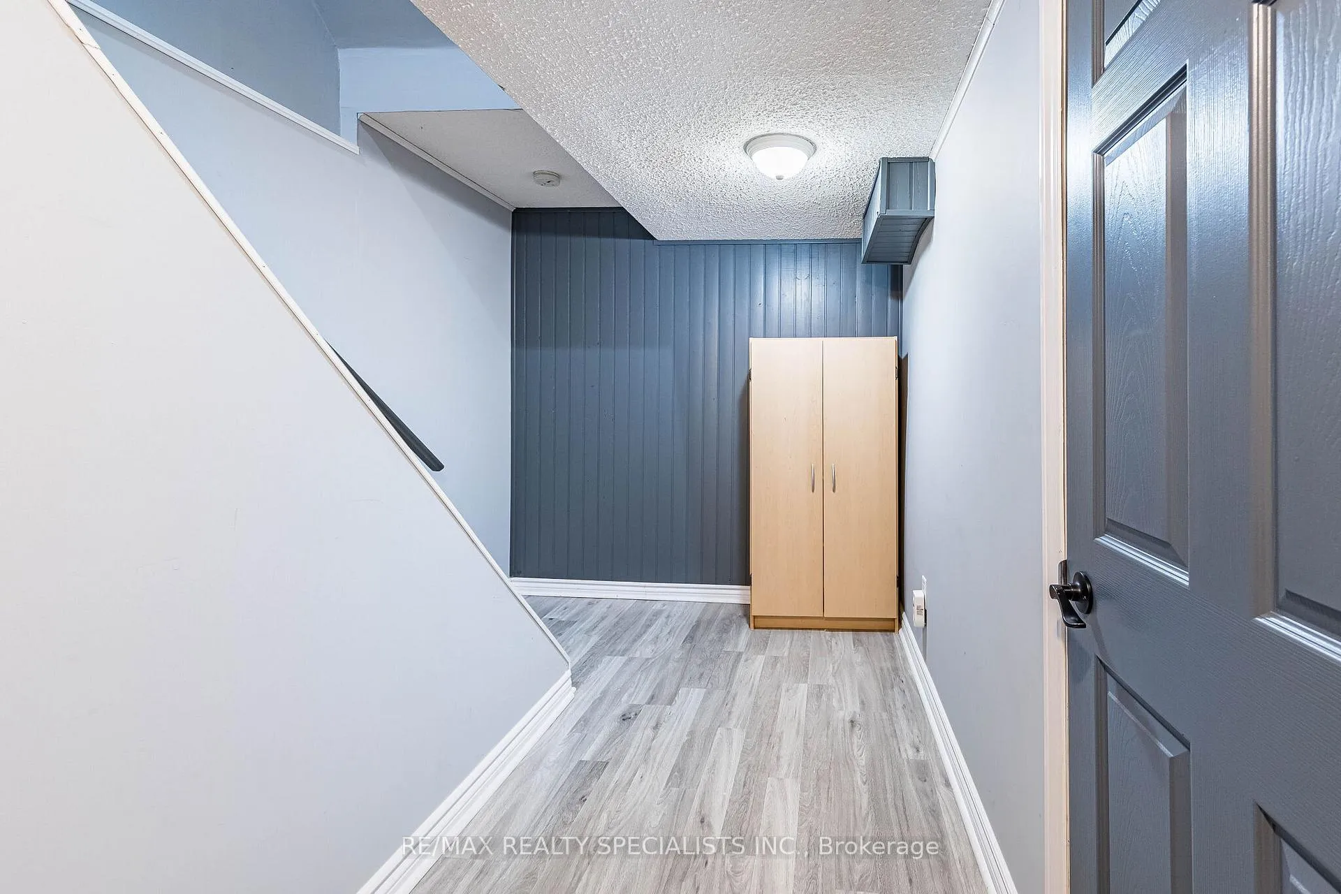 Photo 43 of 11 Foxacre Row, Brampton, Madoc — HOMEH