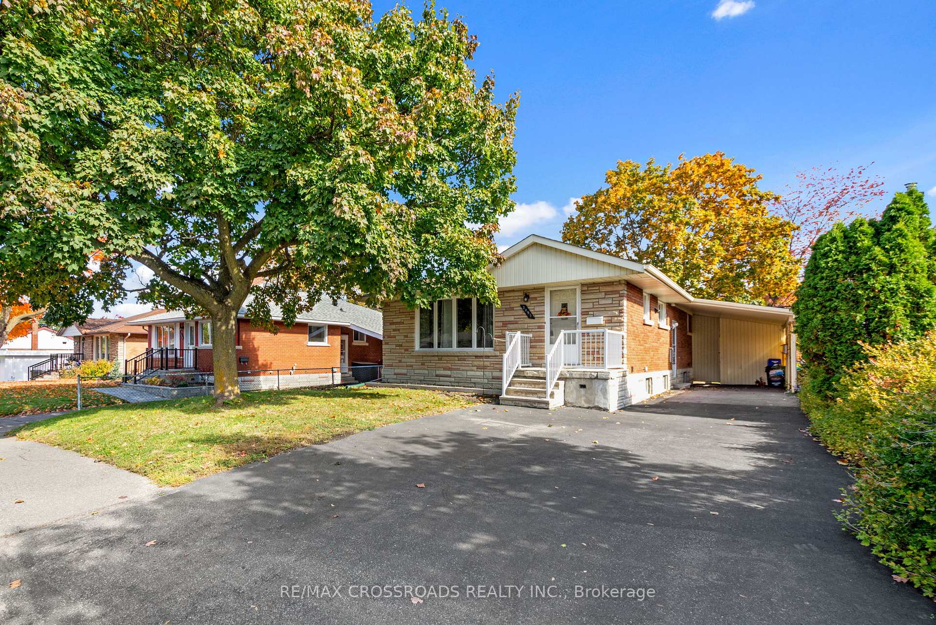 Front of 2095 Haig Drive