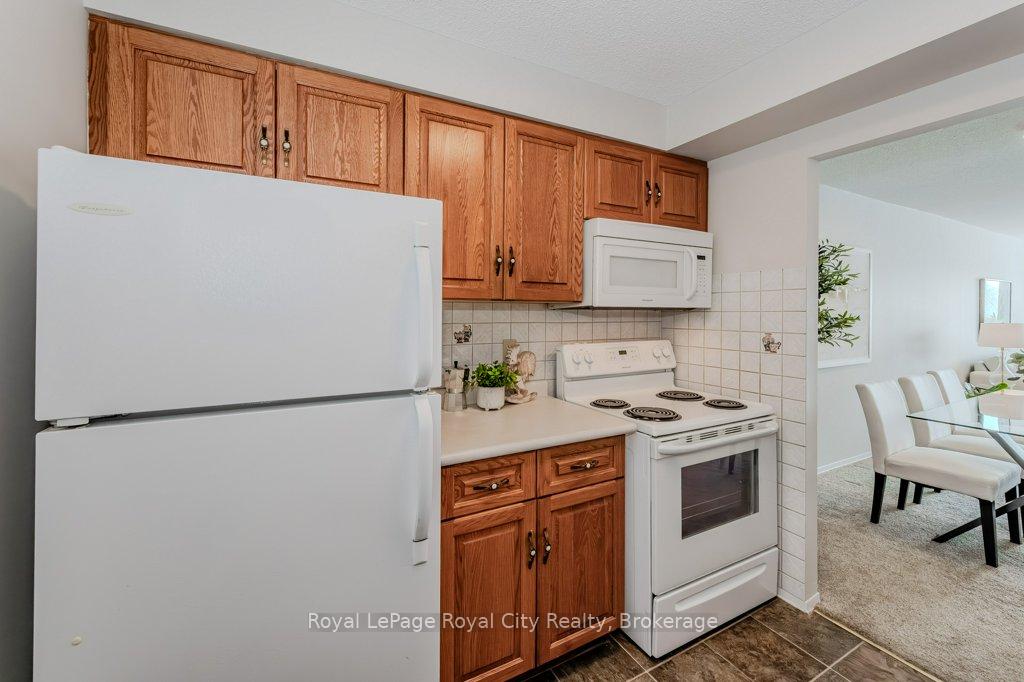Photo 15 of Unit 206, 358 Waterloo Avenue, Guelph, Junction/Onward Willow — HOMEH