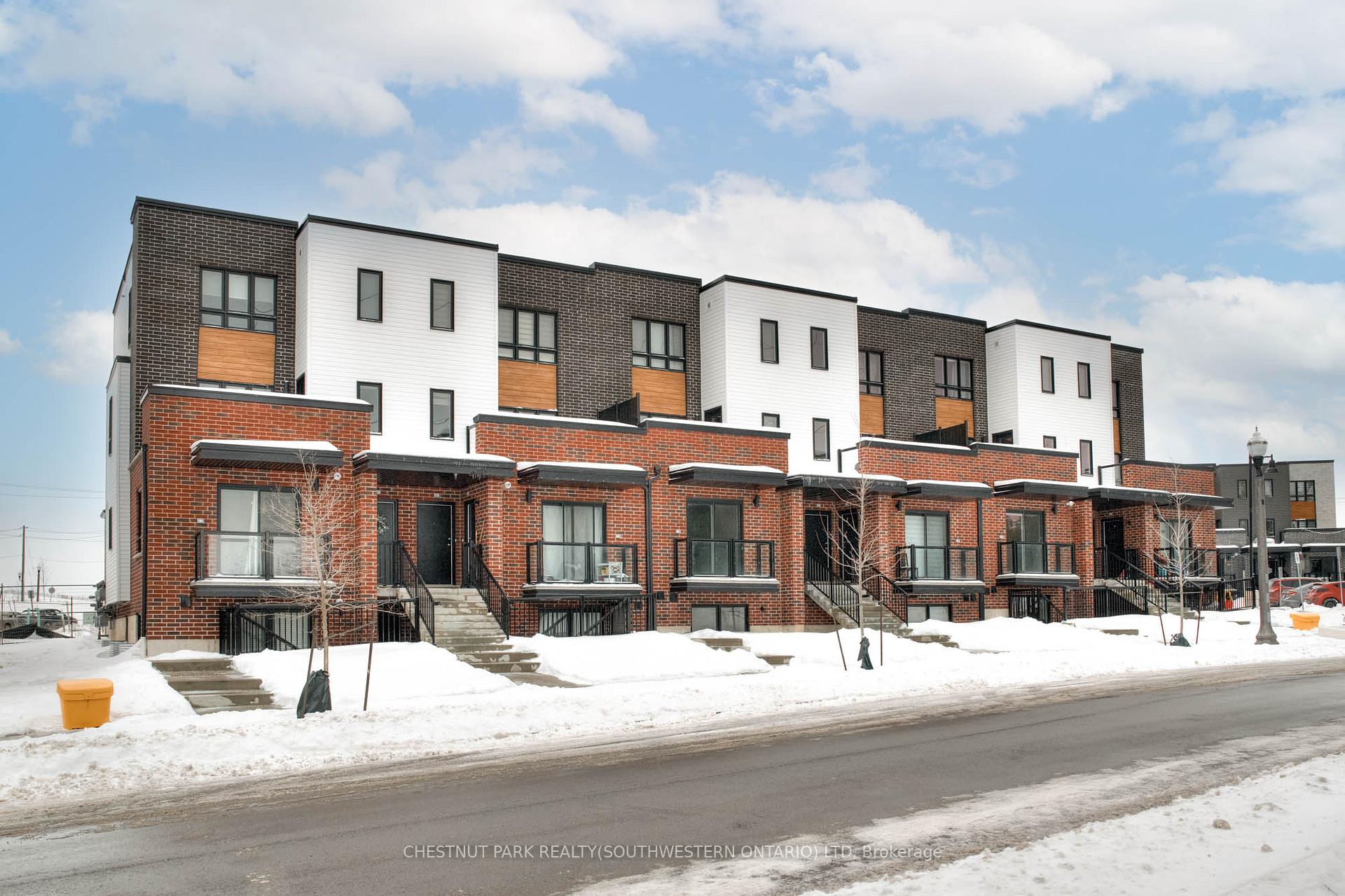 Photo 3 of Unit 41, 253 Chapel Hill Drive, Kitchener — HOMEH