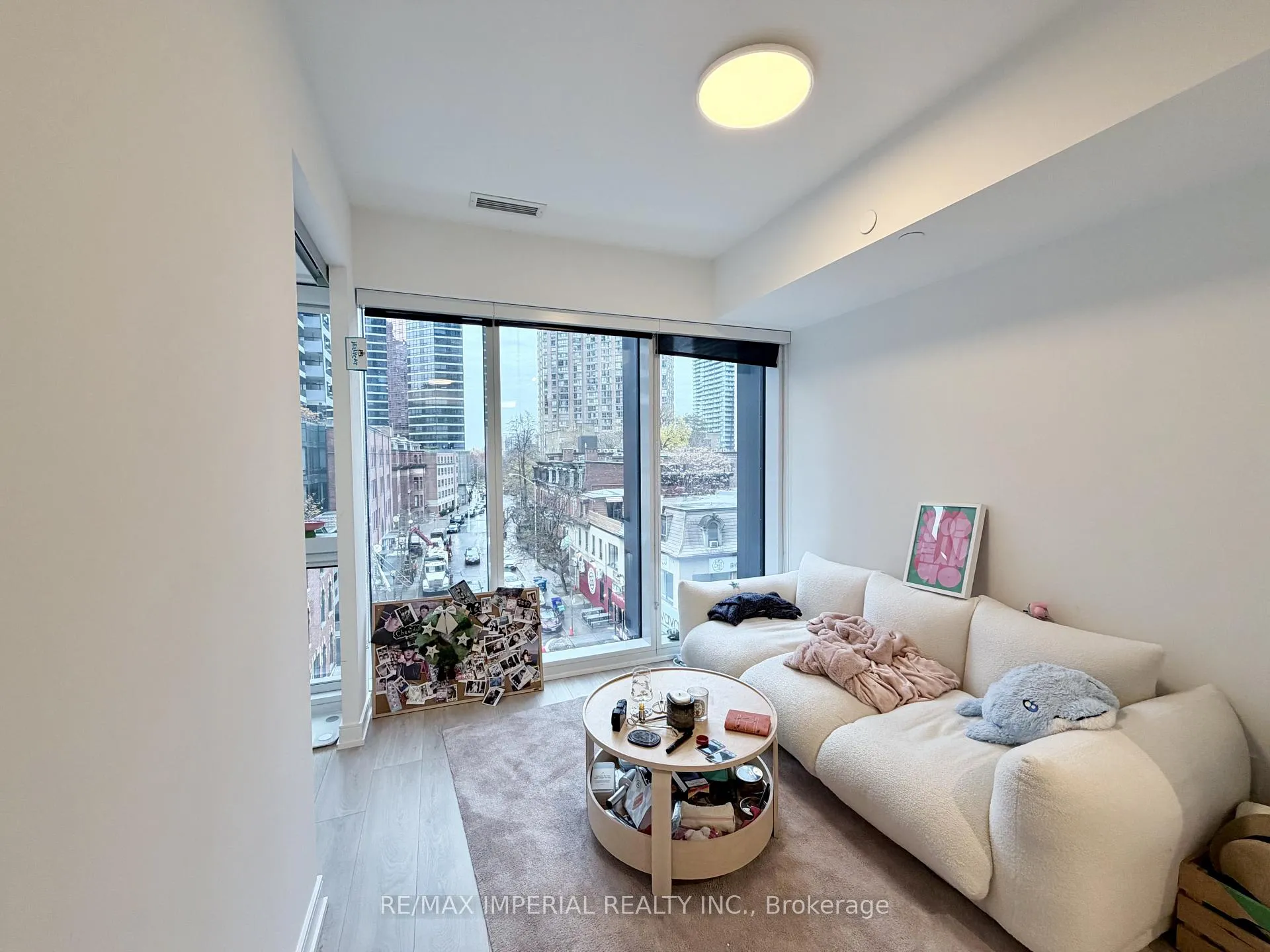 Photo 2 of Unit 306, 3 Gloucester Street, Toronto, Church-Yonge Corridor — HOMEH