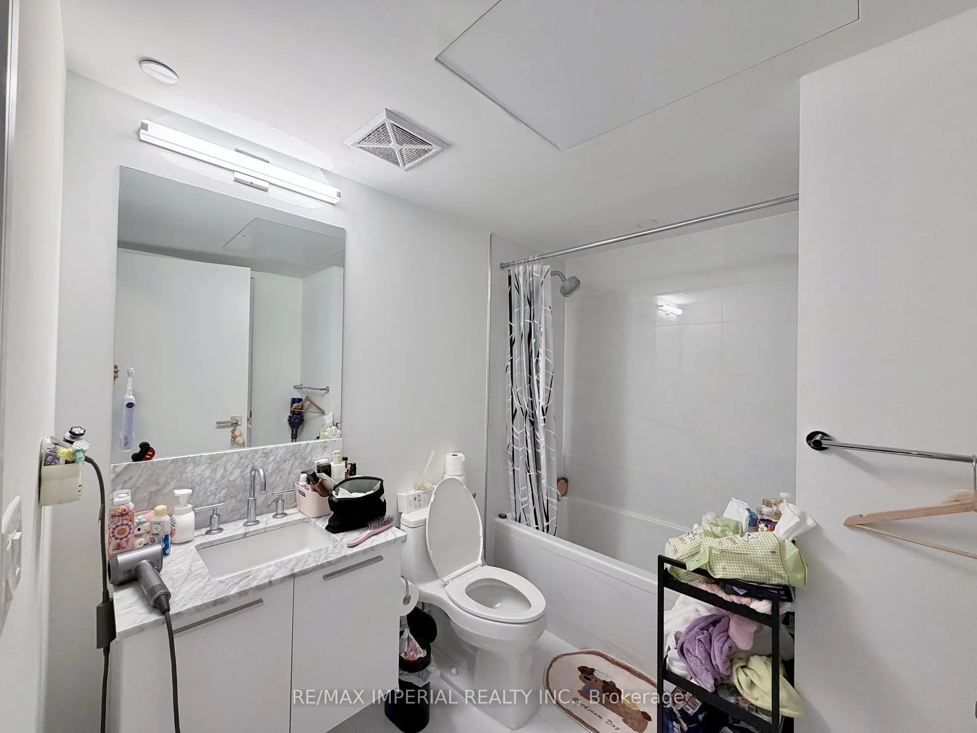 Photo 11 of Unit 306, 3 Gloucester Street, Toronto, Church-Yonge Corridor — HOMEH