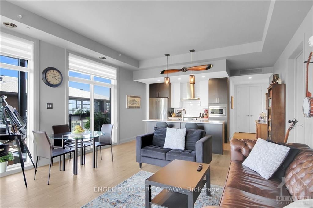 Photo 11 of Unit 402, 101 Cortile, Ottawa, Riverside South/Gloucester Glen — HOMEH